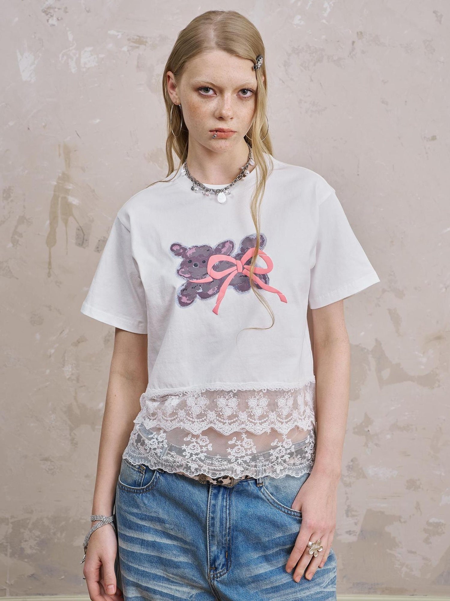 DIDDI MODA Running Dog Lace Trim Cotton Tee