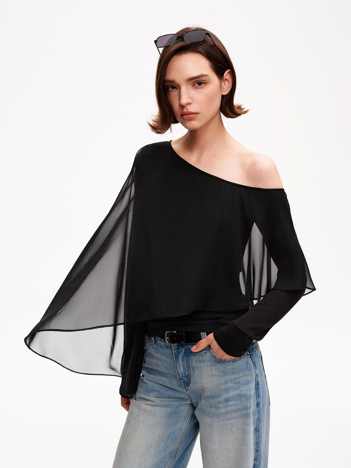 STRIKE A POSE Asymmetric Bell Sleeve Knit Women&