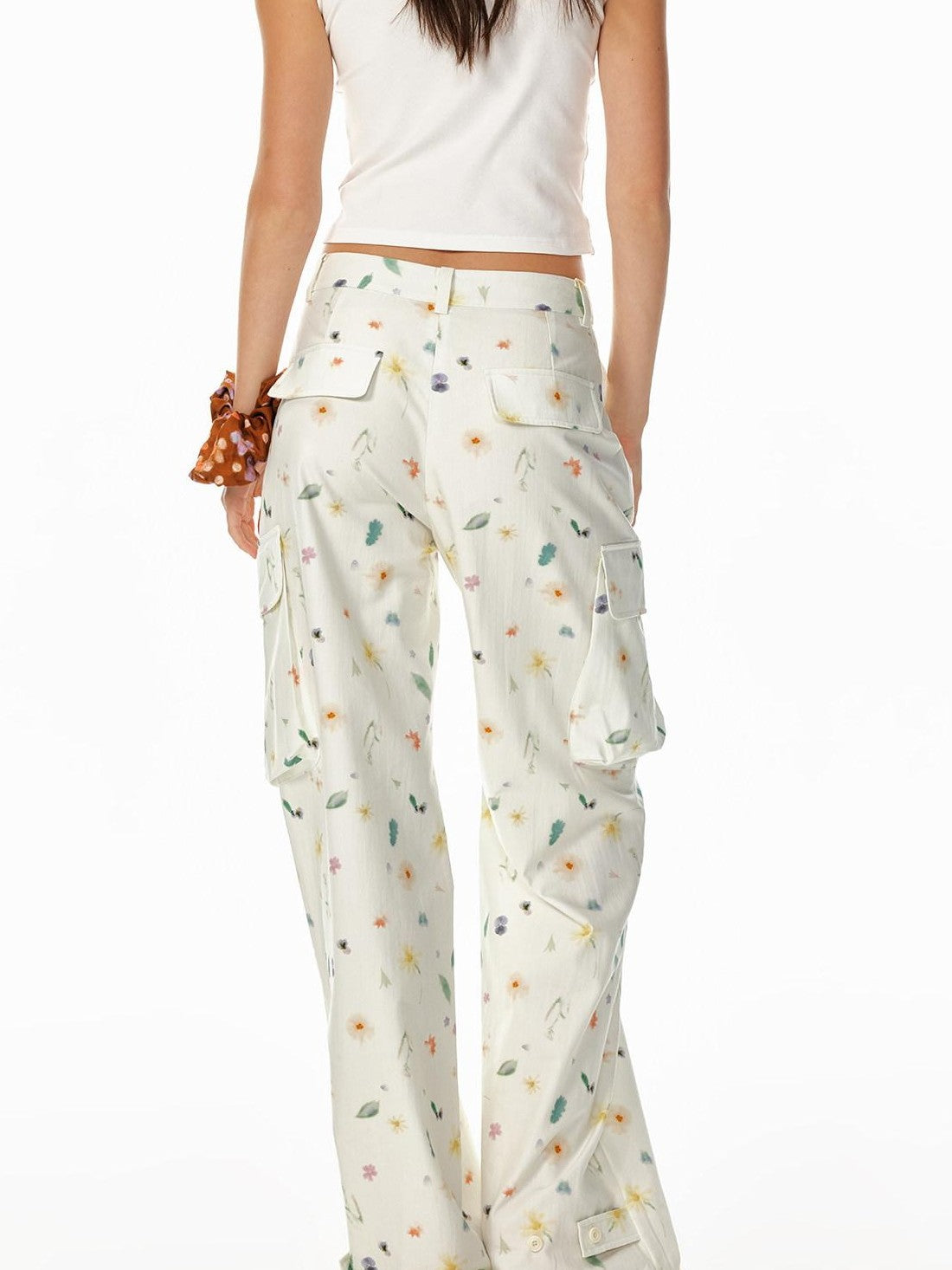 STRIKE A POSE Beige Floral Print 3d Pocket Cargo Women&