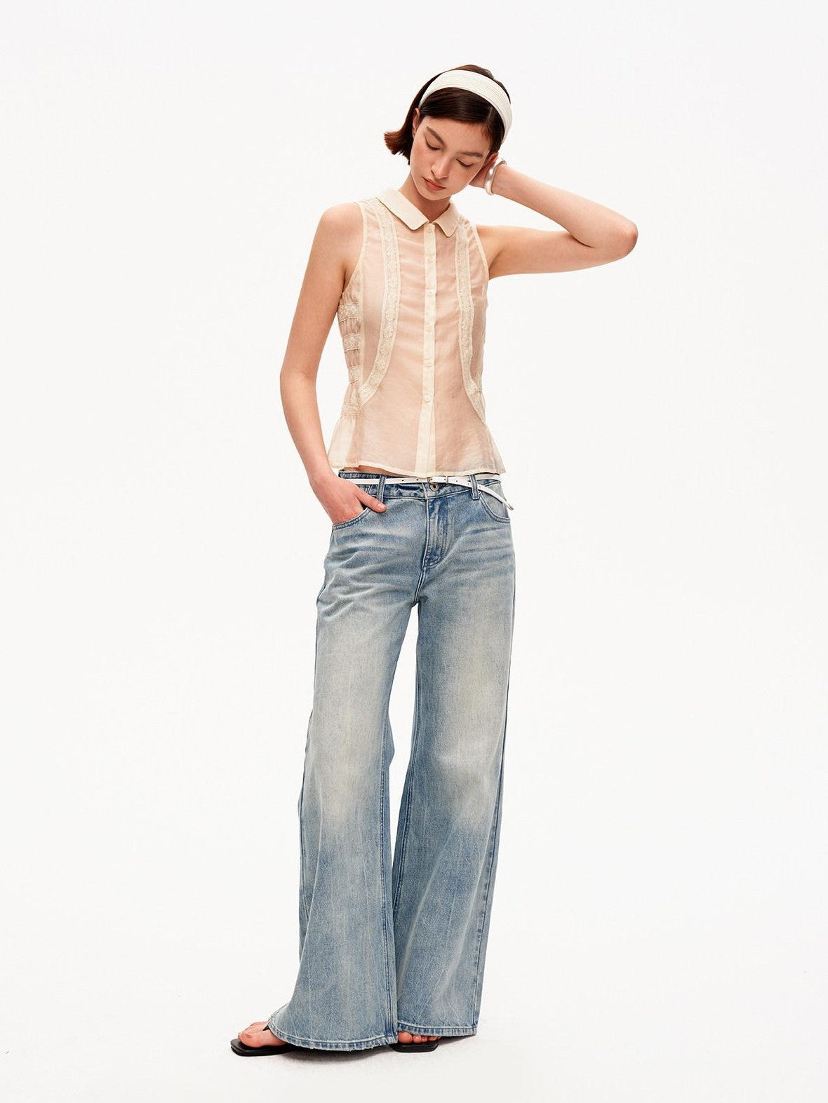 STRIKE A POSE Beige Lace Polo Collar Draped Slim Fit Women&