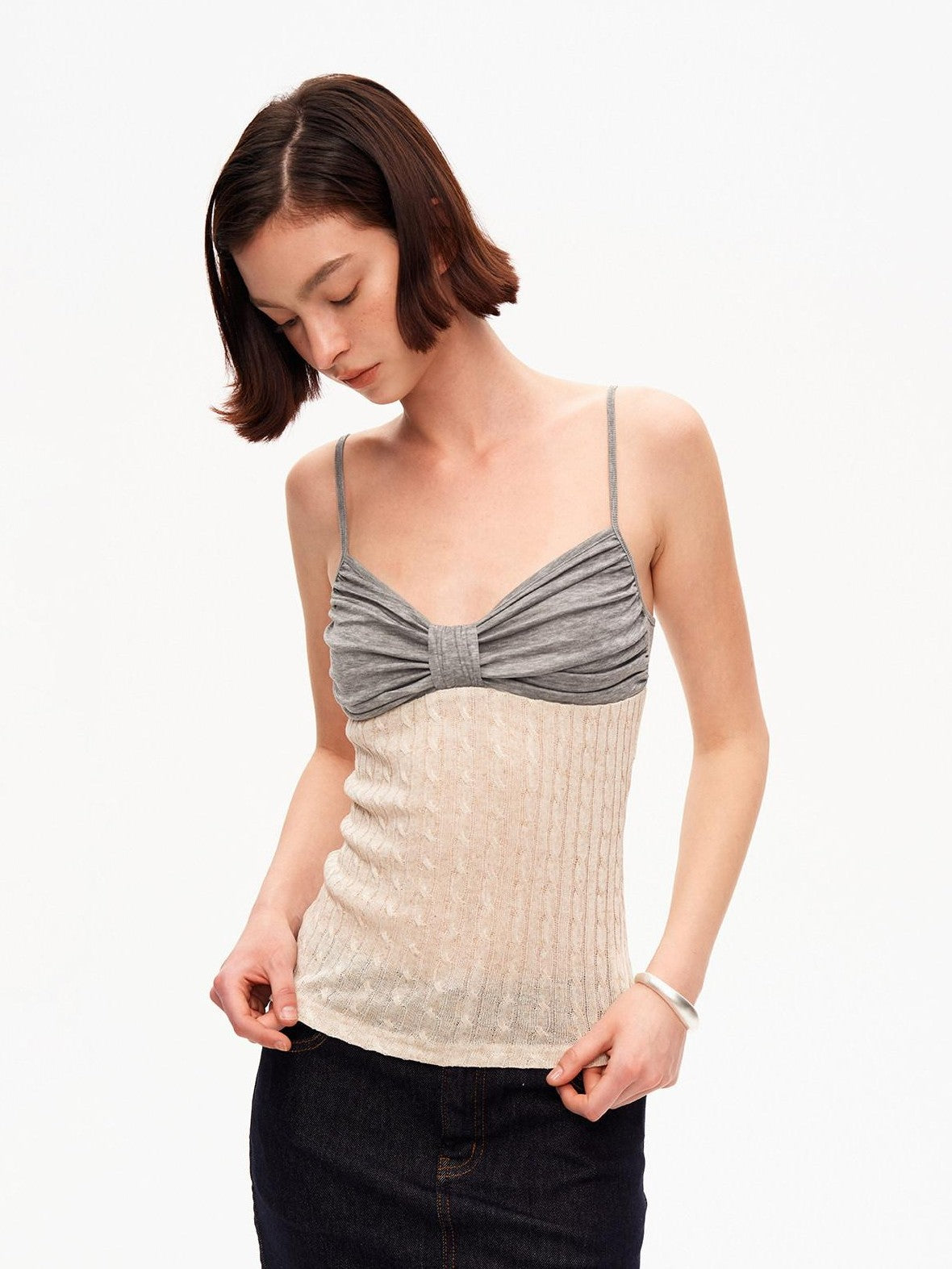 STRIKE A POSE Colorblock Cable Knit V-neck Slim Women&