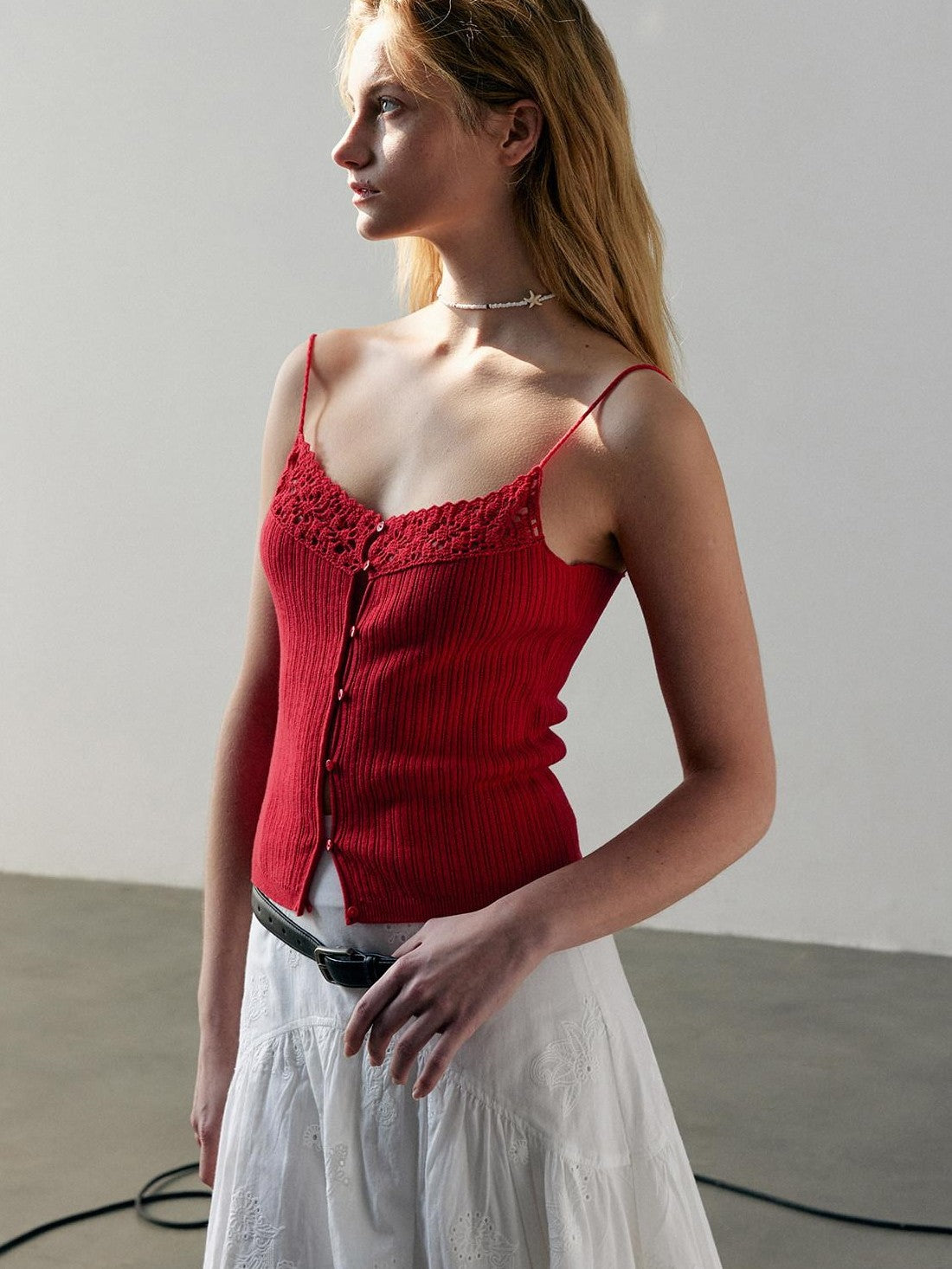 STRIKE A POSE Cropped Hand Crochet Hollowout Strappy Women&