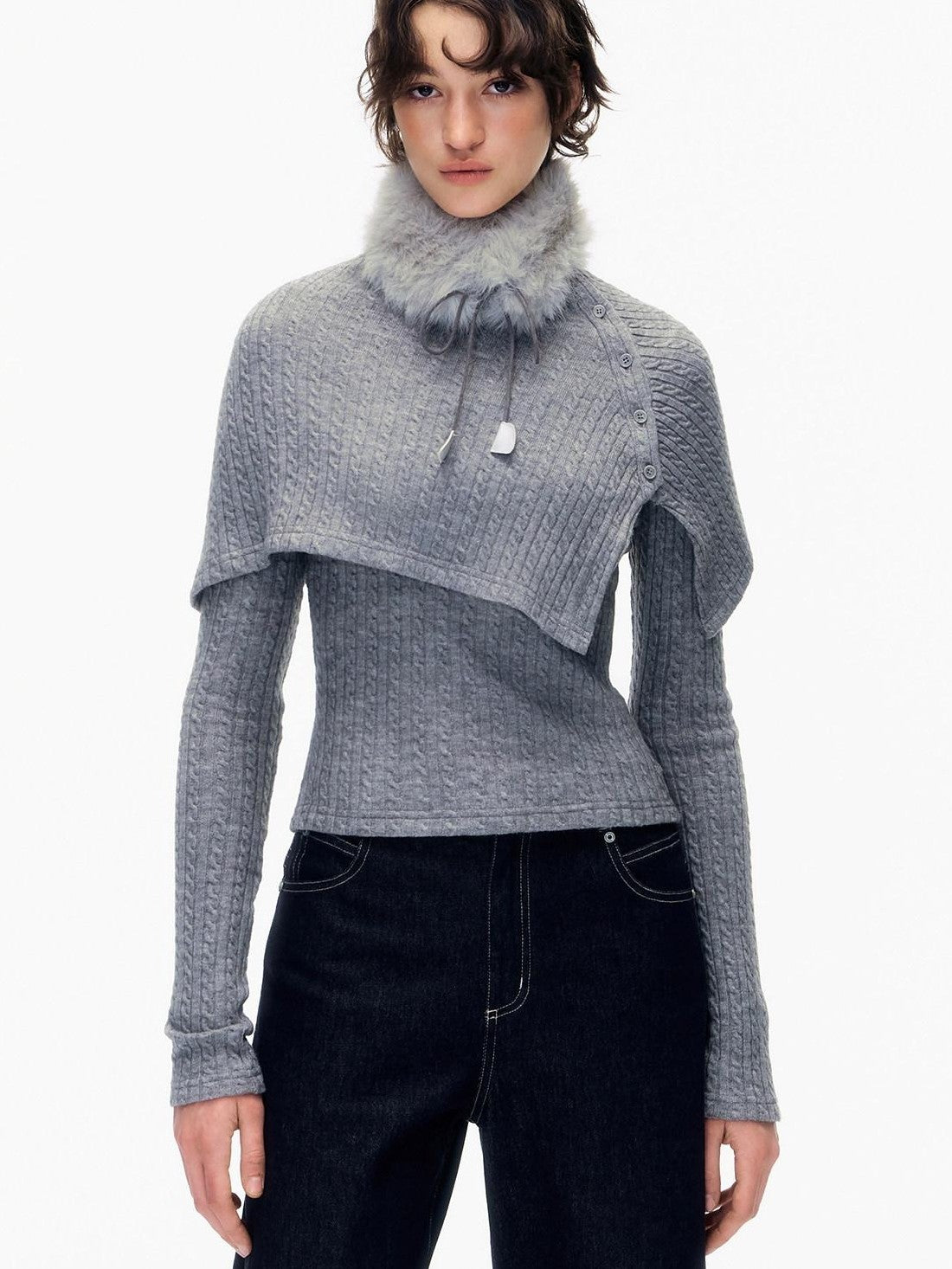 STRIKE A POSE Gray Cable Knit Fur Collar Cape Two Piece Women&