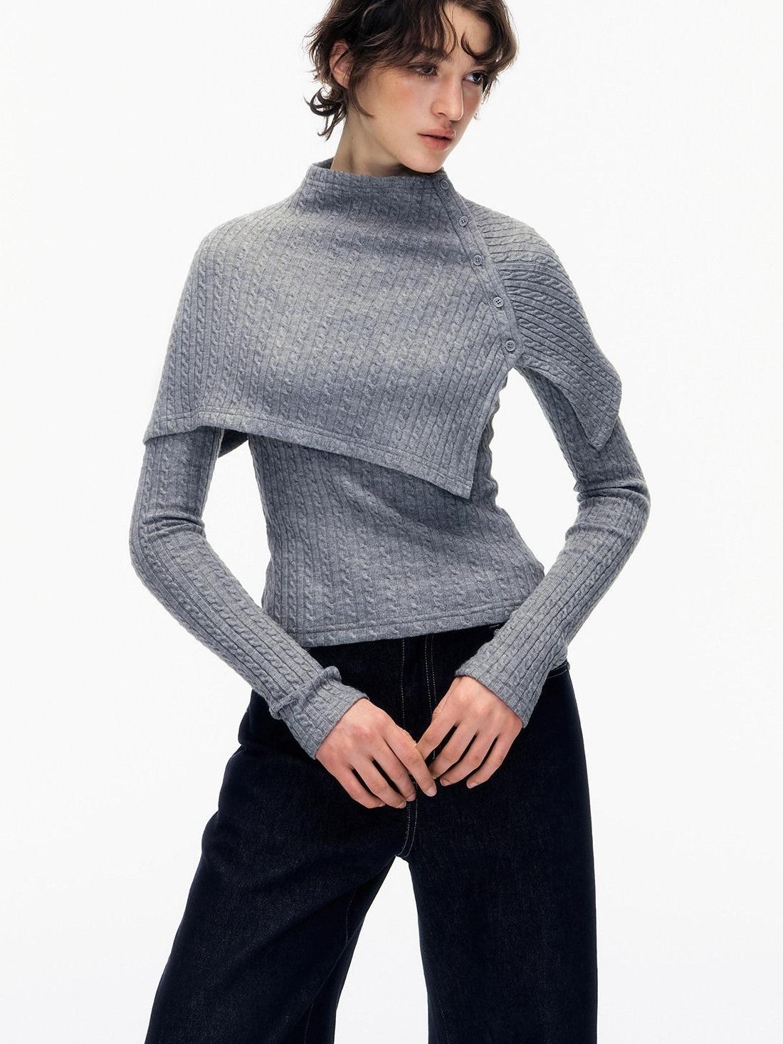 STRIKE A POSE Gray Cable Knit Fur Collar Cape Two Piece Women&