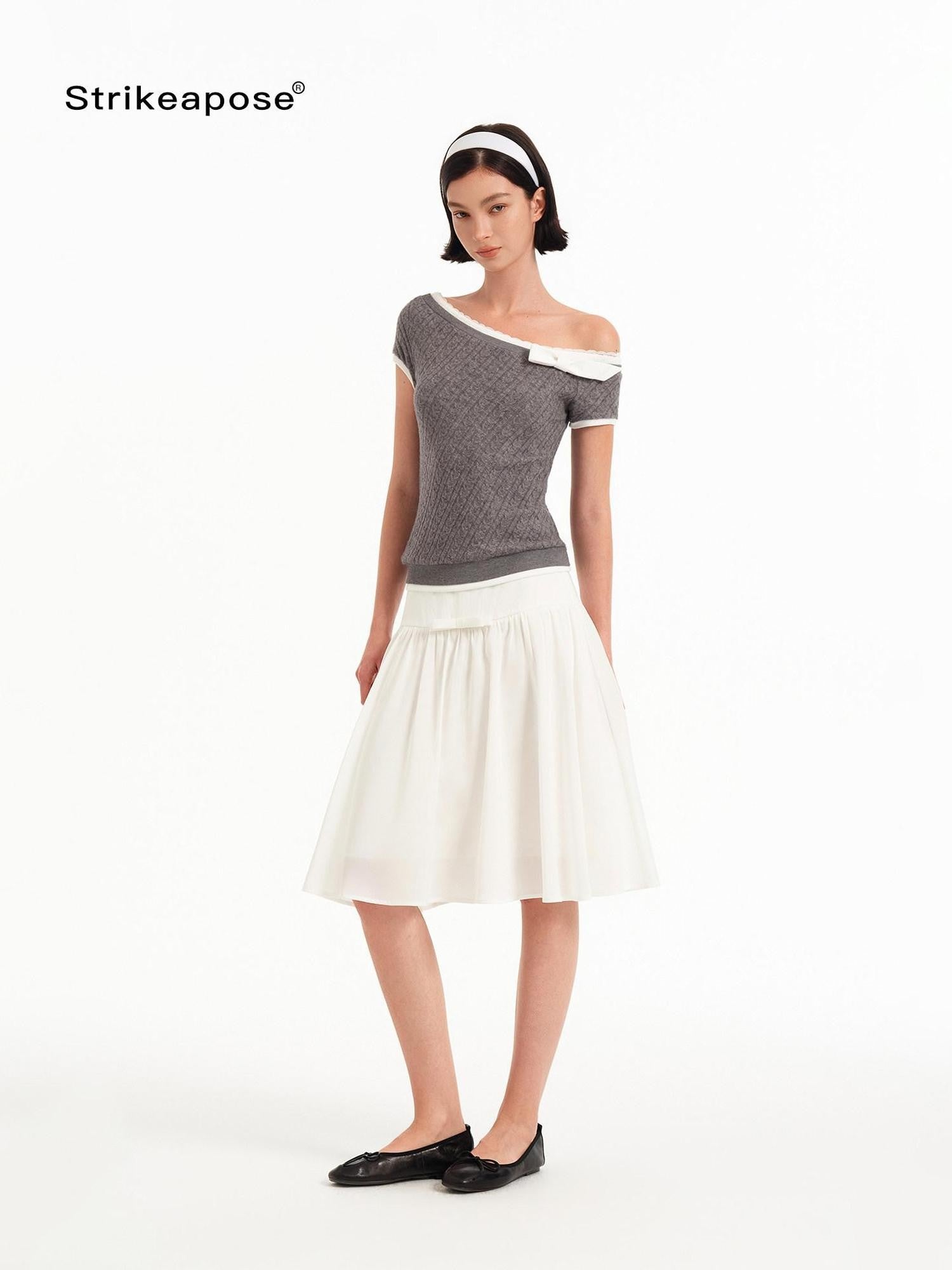 STRIKE A POSE Gray Lace Trim Bow Asymmetric Cable Knit Women&
