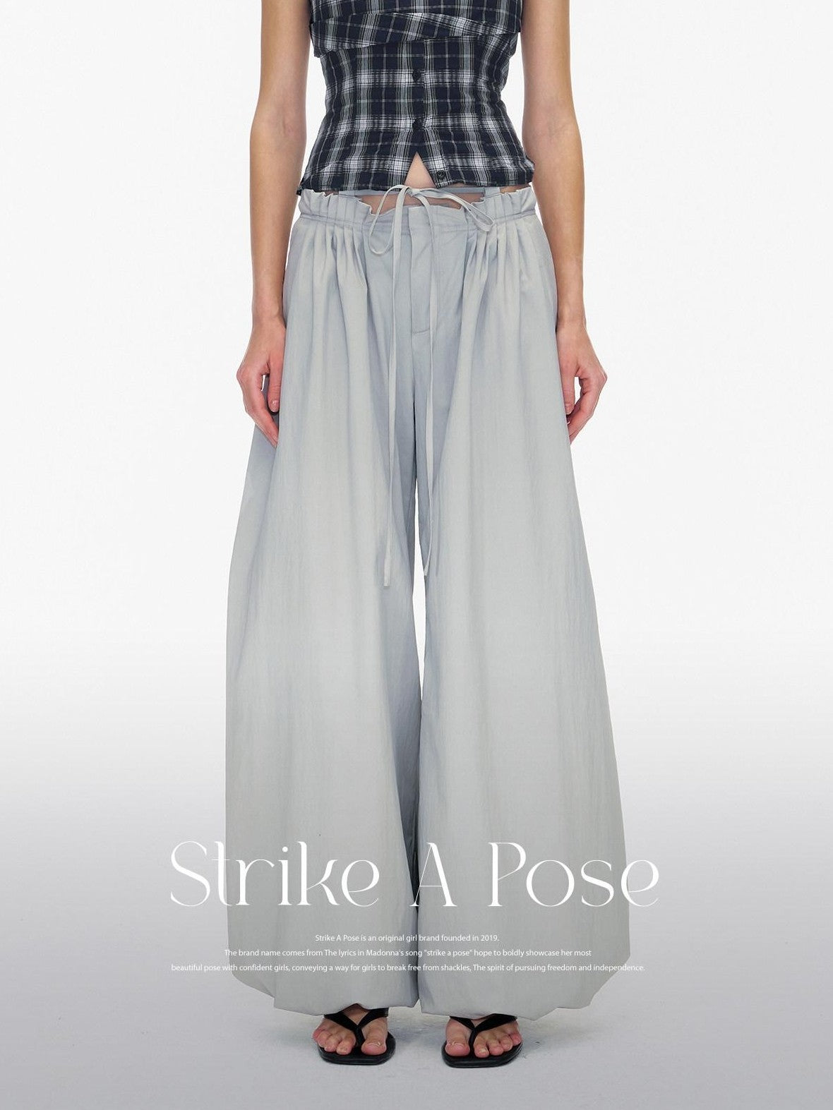 STRIKE A POSE Pleated Drawstring Tulip Cargo Women&