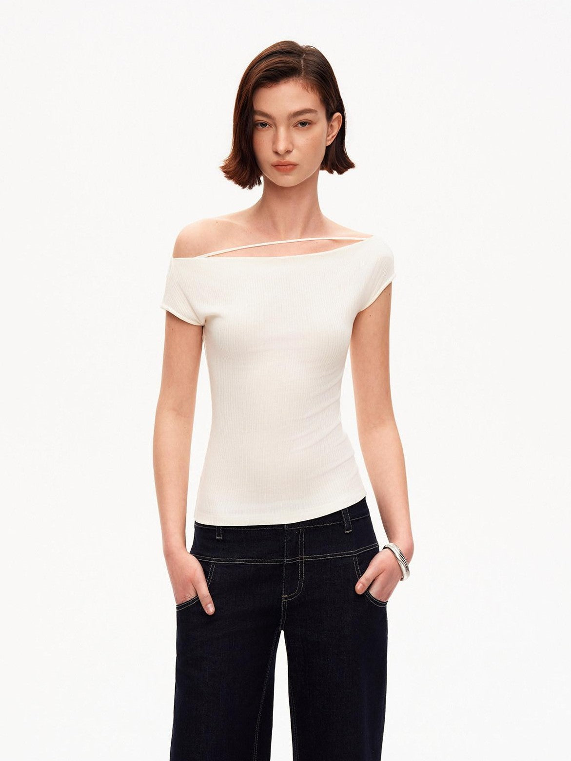 STRIKE A POSE Soft Wool Knit Asymmetrical Slim Women&