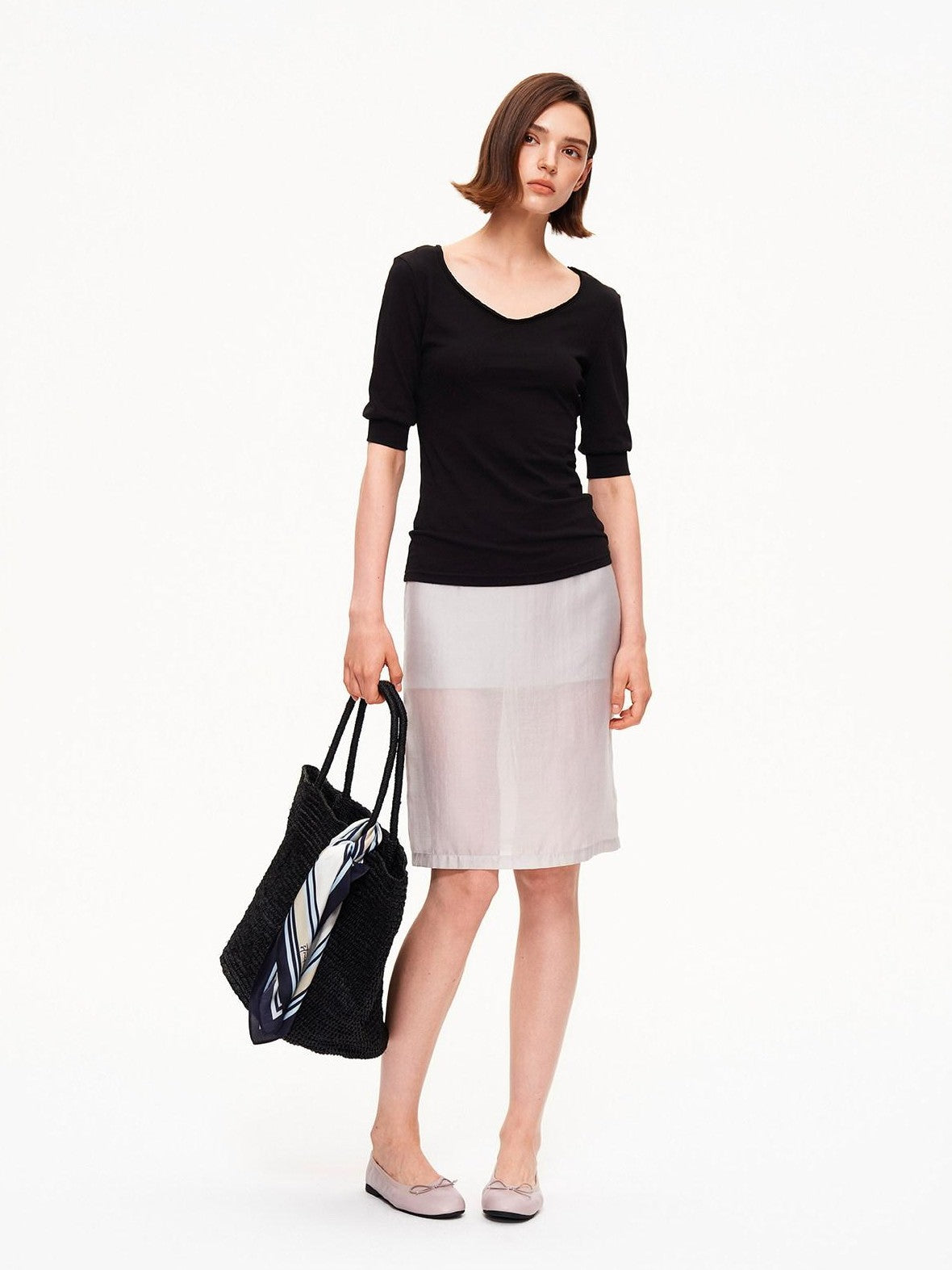 STRIKE A POSE Solid U Neck Cuffed Half Slim Waist Women&