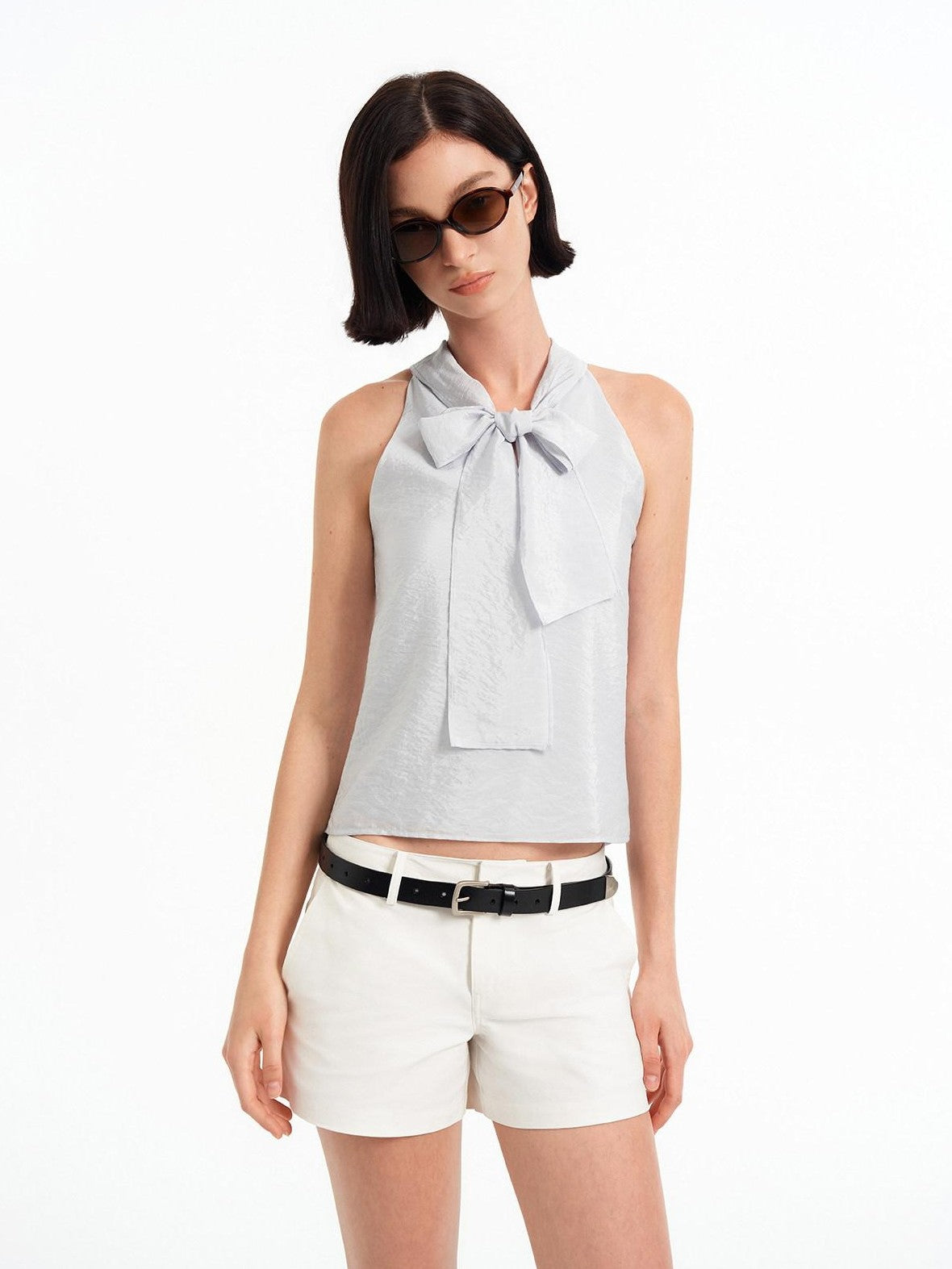 STRIKE A POSE Textured Convertible Stand Collar Ruffle Button Slim Women&