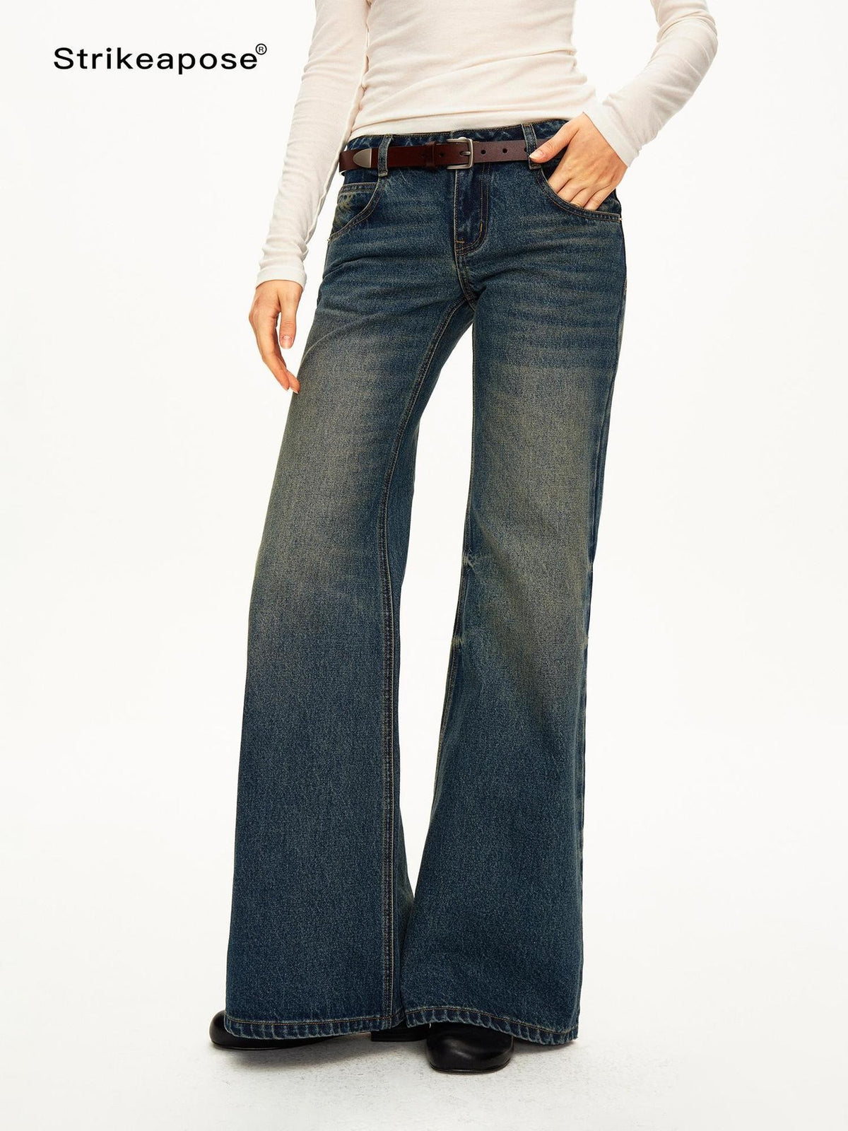 STRIKE A POSE Vintage Wash Distressed Modern Low Rise Cotton Women&