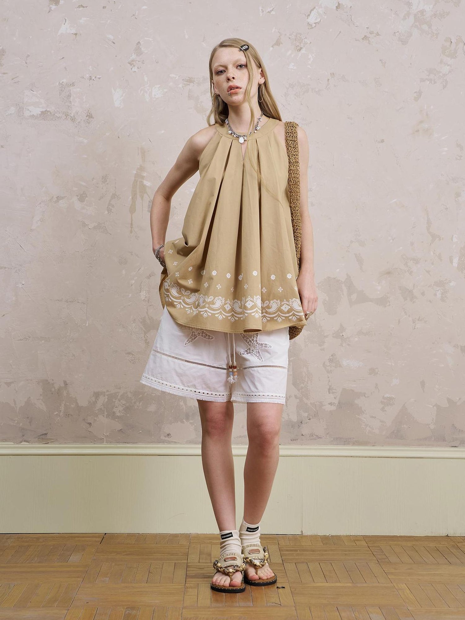 DIDDI MODA Seashell Lace Trim Cotton Shorts