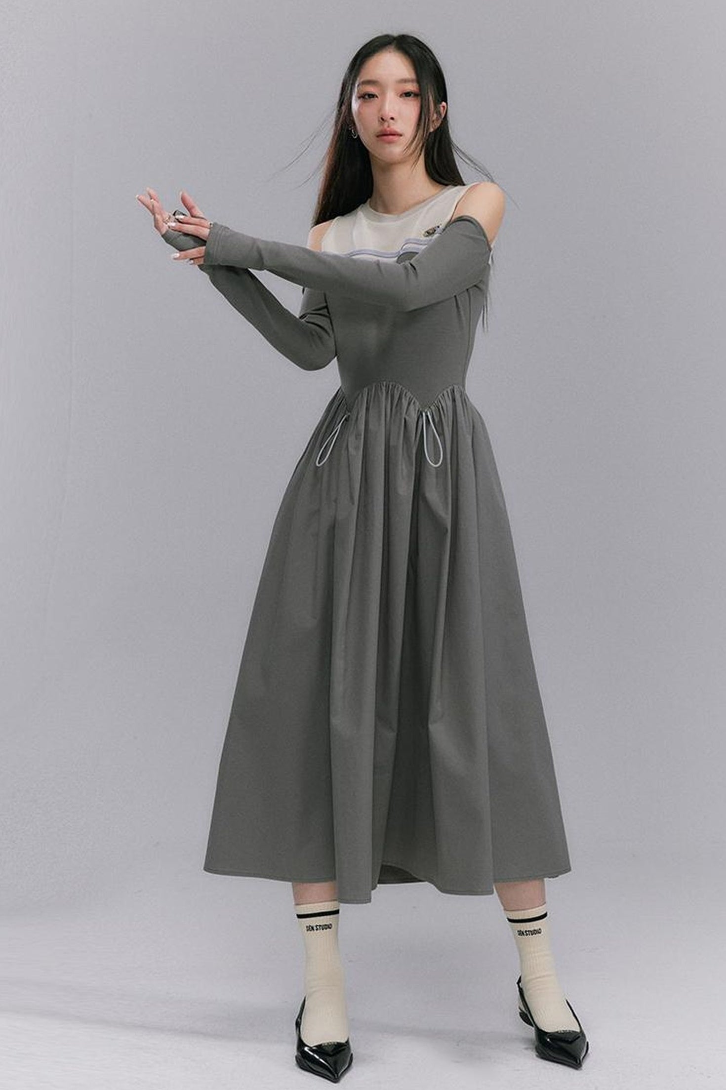 DIDDI MODA Shoulder Cutout Colorblock Knit Maxi Dress