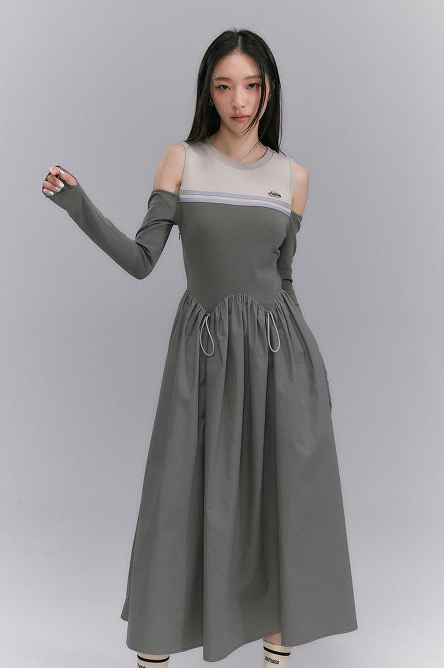 DIDDI MODA Shoulder Cutout Colorblock Knit Maxi Dress