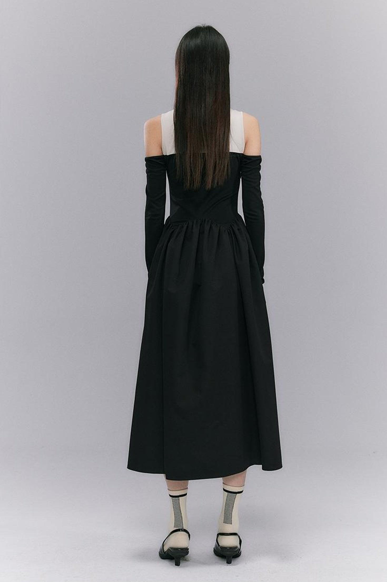 DIDDI MODA Shoulder Cutout Colorblock Knit Maxi Dress