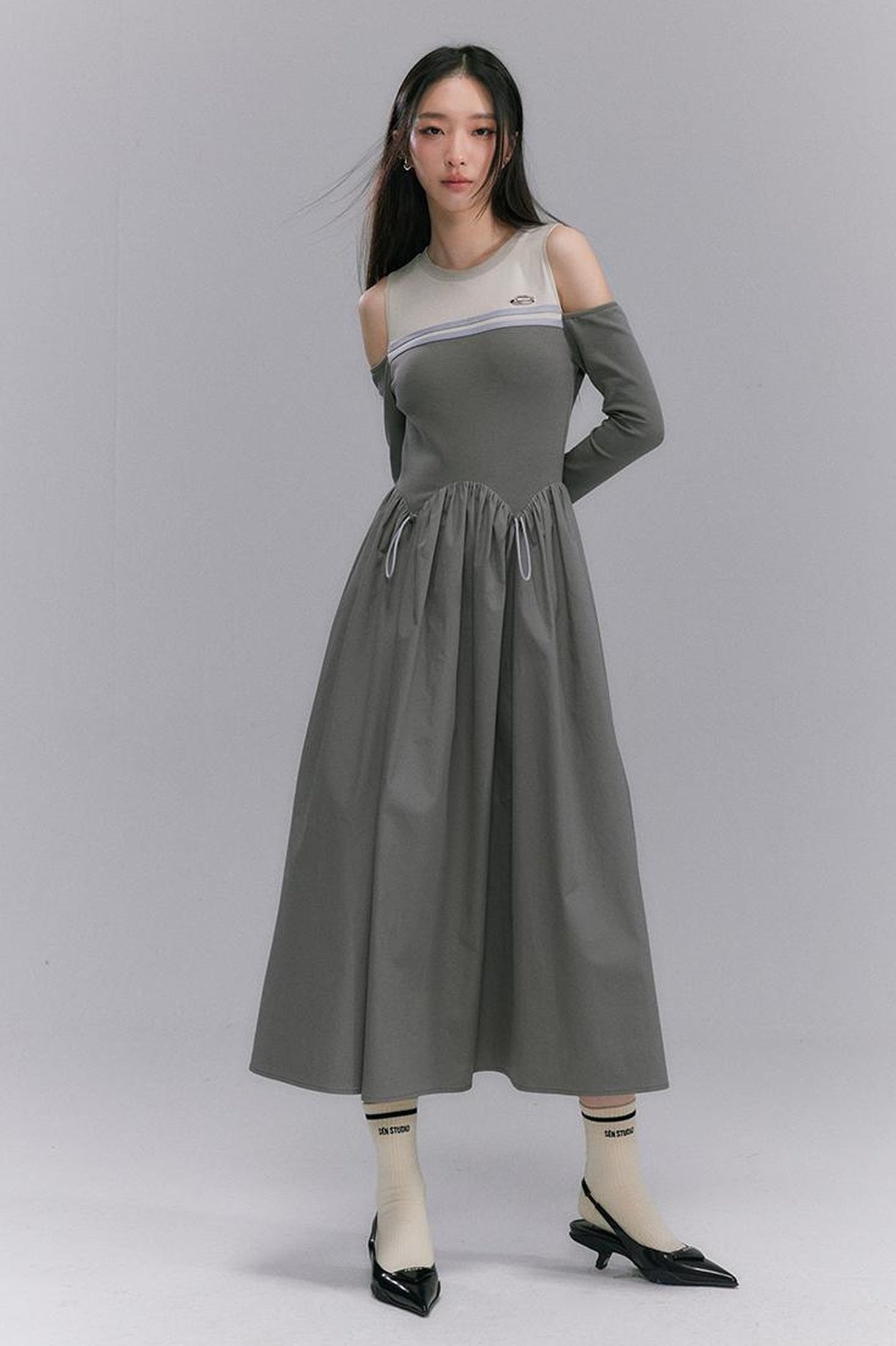 DIDDI MODA Shoulder Cutout Colorblock Knit Maxi Dress