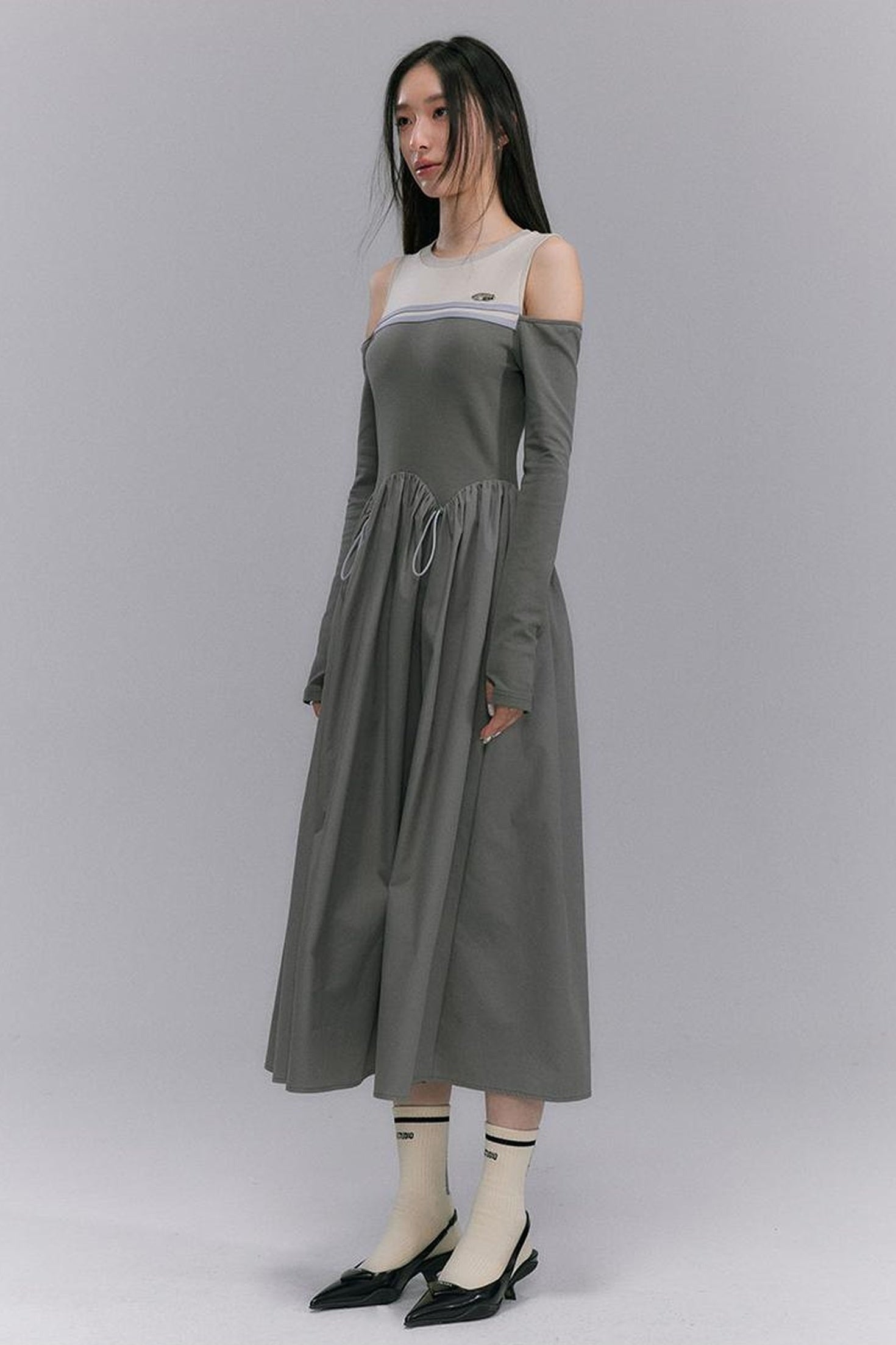 DIDDI MODA Shoulder Cutout Colorblock Knit Maxi Dress