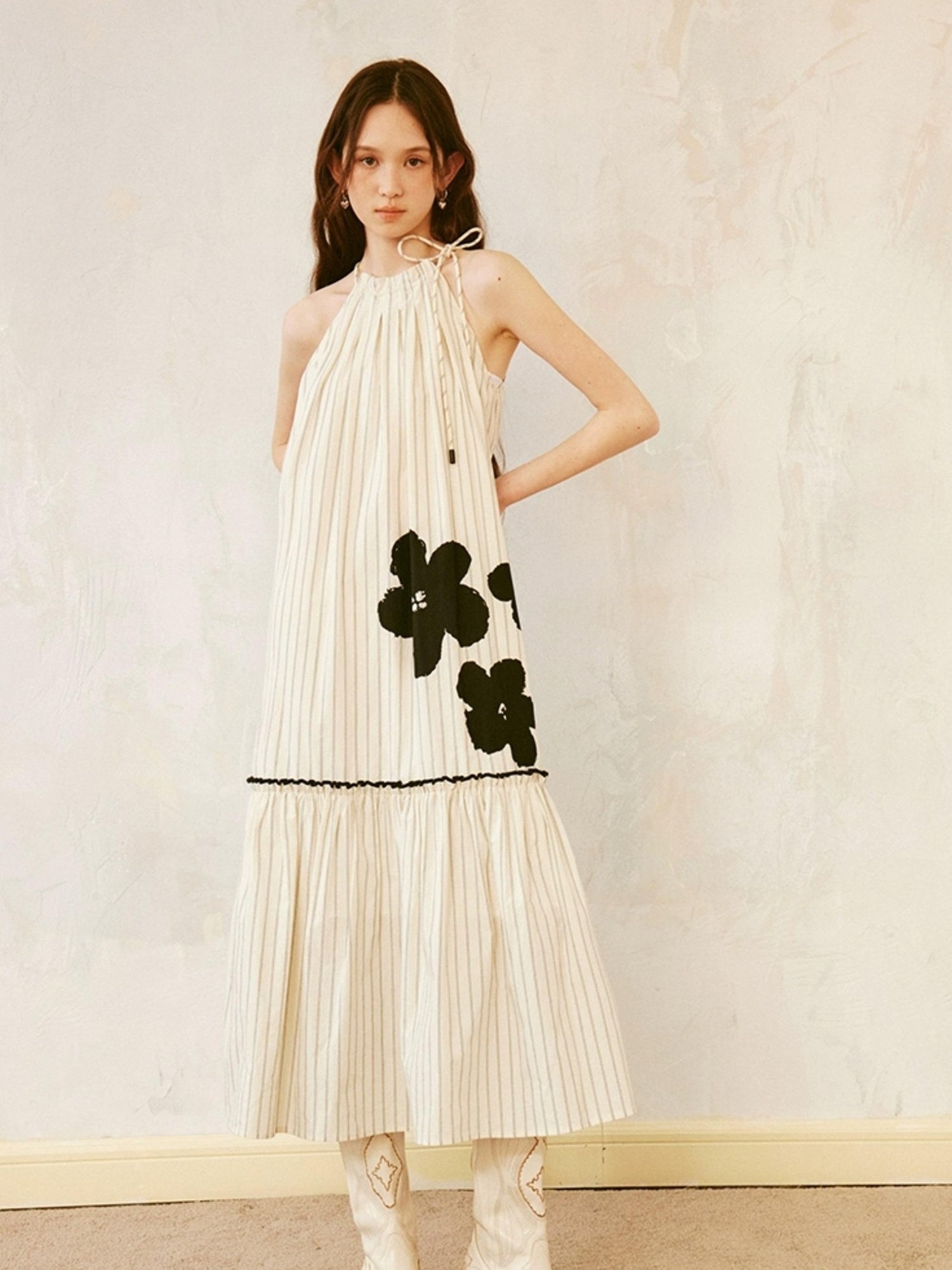 DIDDI MODA Silver Stripe Halter Neck A Line Maxi Dress