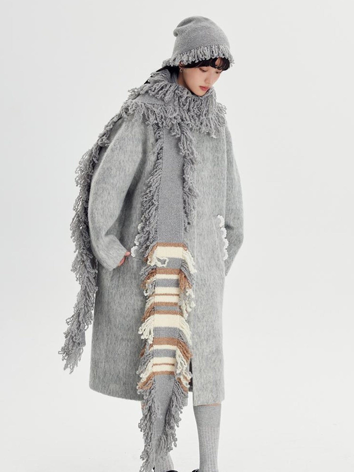 DIDDI MODA Snow Elf Cozy Fringe Hat Scarf Set