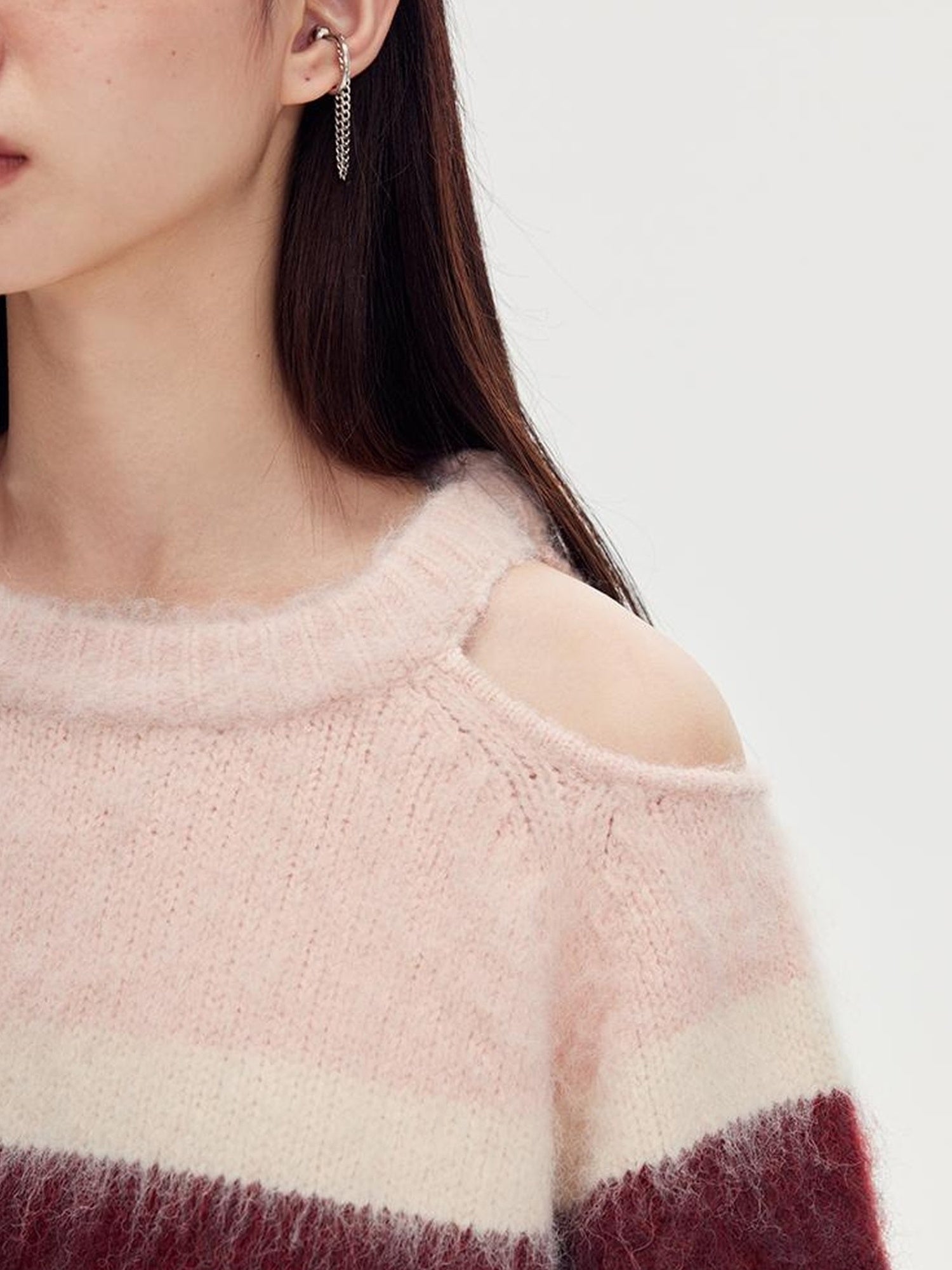 DIDDI MODA Soft Striped Knit Sweater With Colorblock Shoulder Cutout