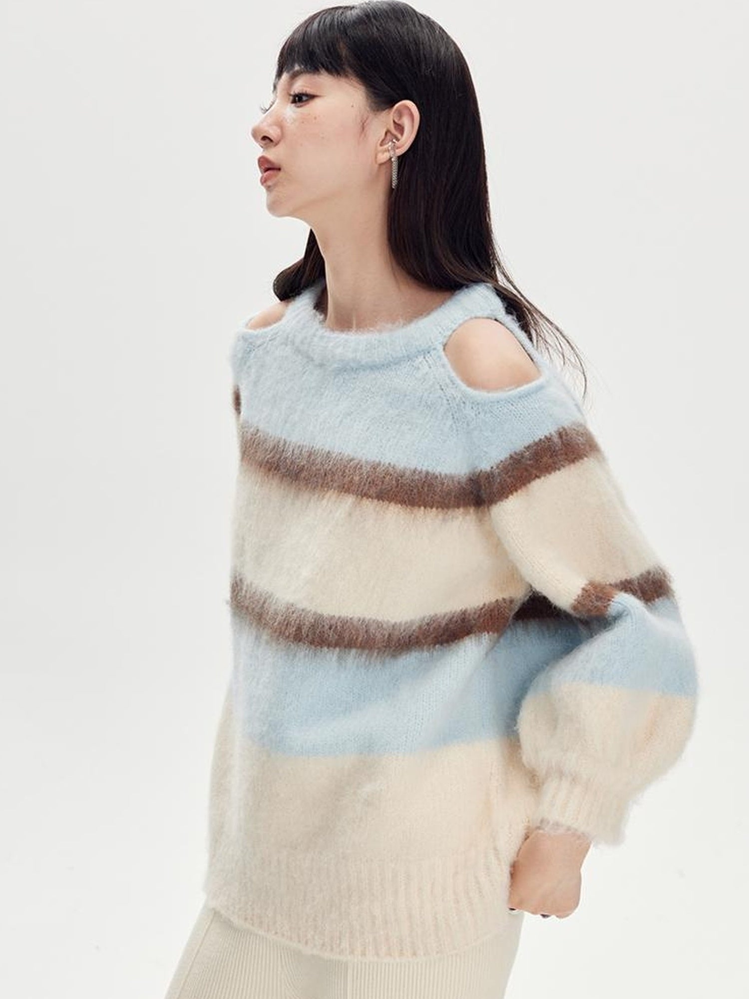 DIDDI MODA Soft Striped Knit Sweater With Colorblock Shoulder Cutout