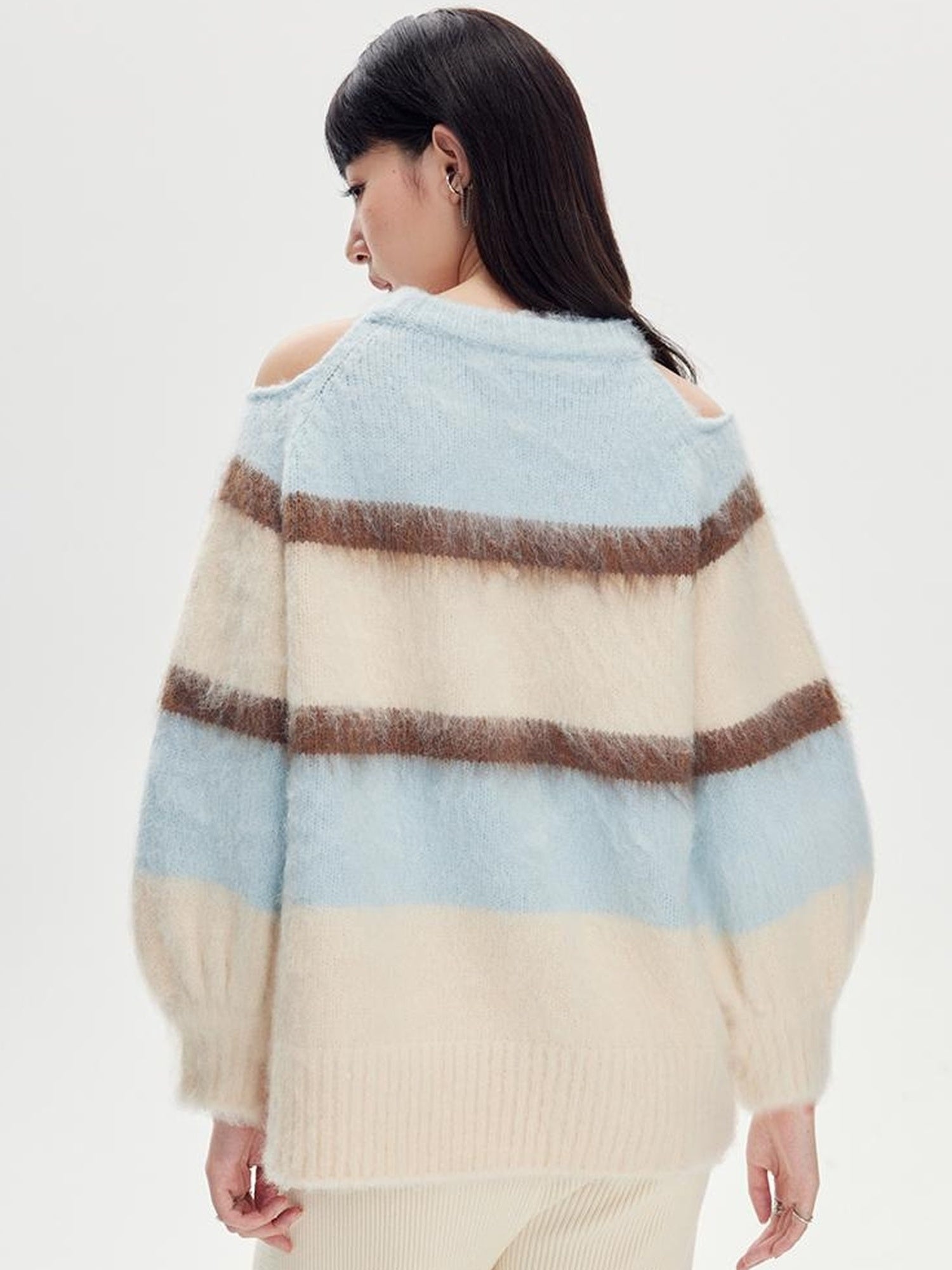 DIDDI MODA Soft Striped Knit Sweater With Colorblock Shoulder Cutout