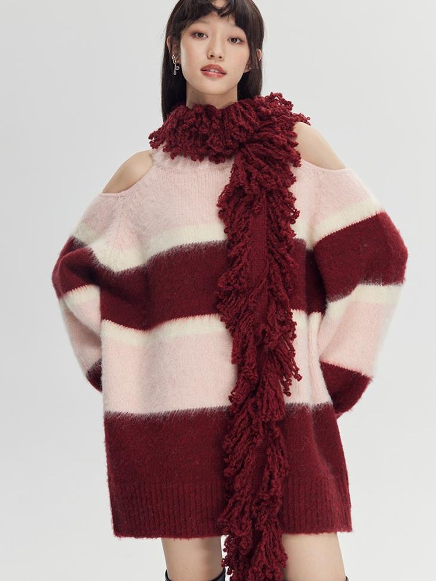 DIDDI MODA Soft Striped Knit Sweater With Colorblock Shoulder Cutout