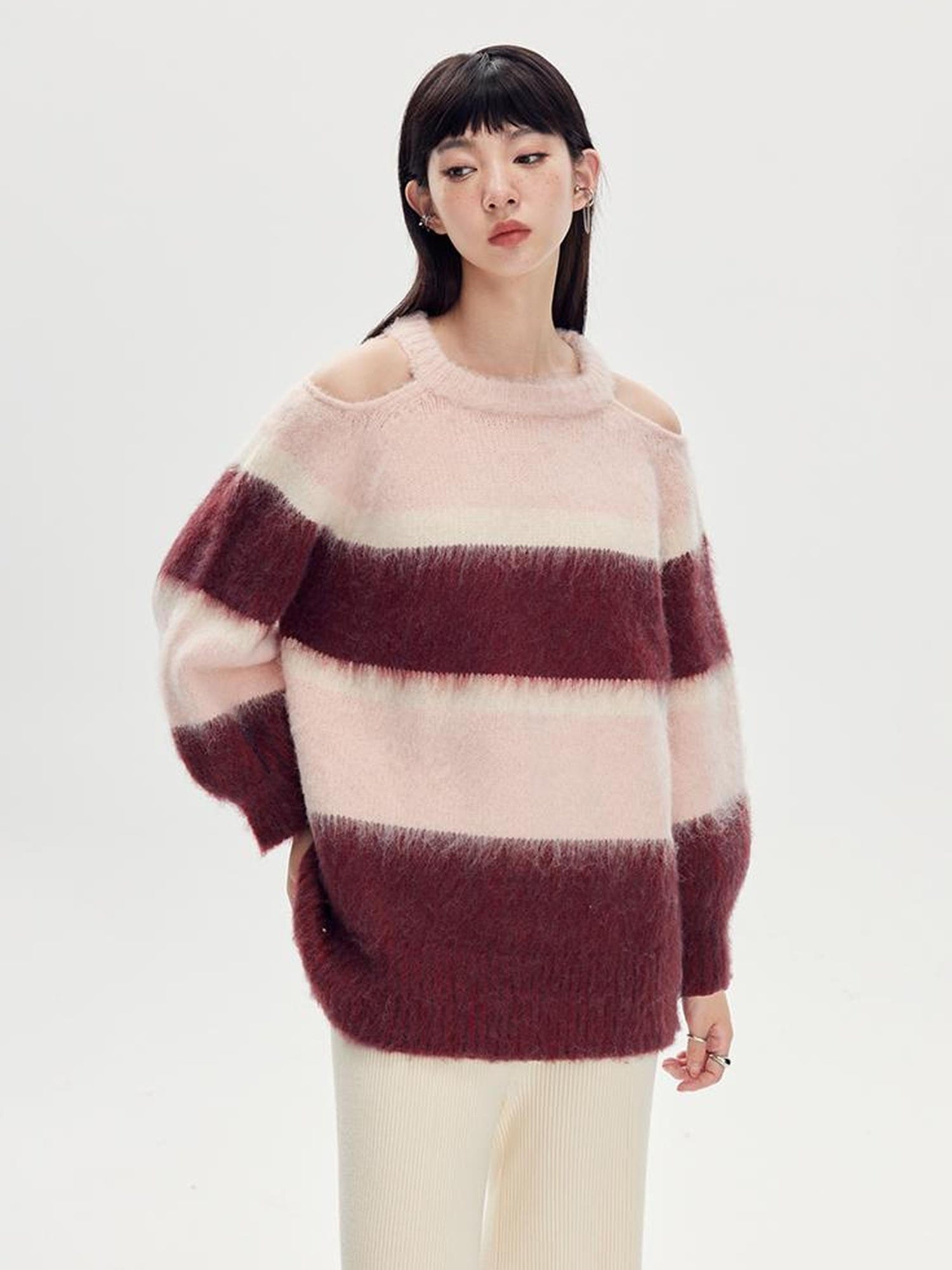 DIDDI MODA Soft Striped Knit Sweater With Colorblock Shoulder Cutout