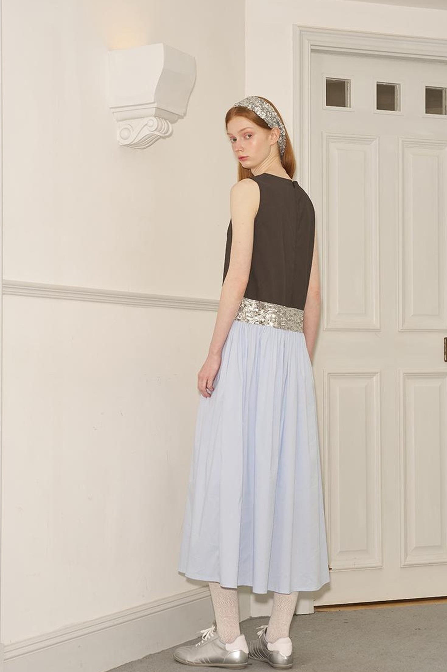 DIDDI MODA Sparkle Trimmed Colorblock Sleeveless Shift Dress