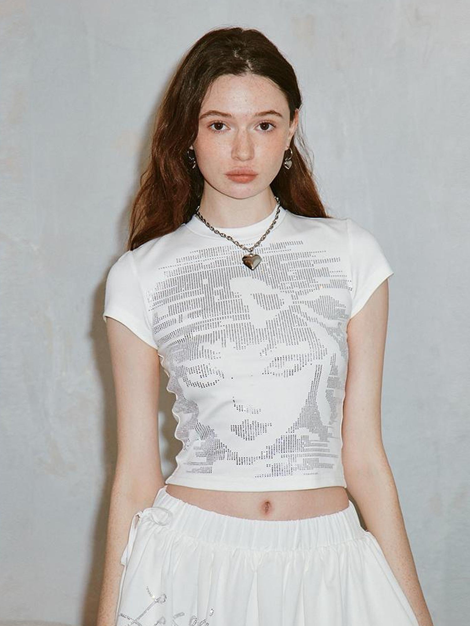 DIDDI MODA Sparkling Abstract Face Crop Tee With Rhinestones