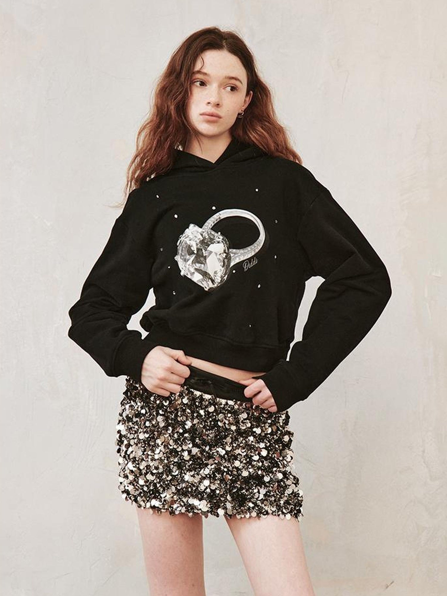 DIDDI MODA Sparkling Diamond Print Cropped Hoodie