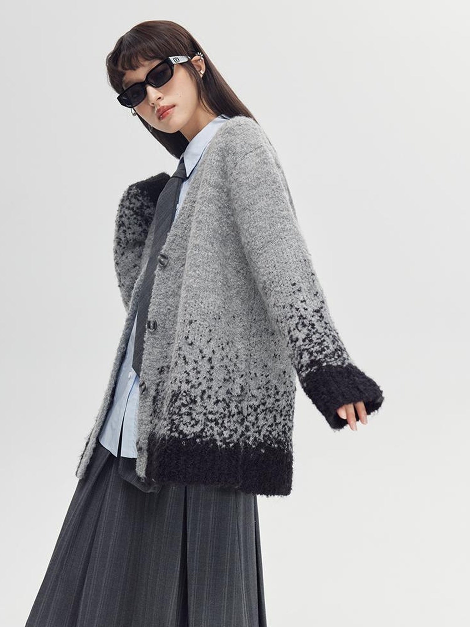 DIDDI MODA Starry Gradient V Neck Wool Cardigan