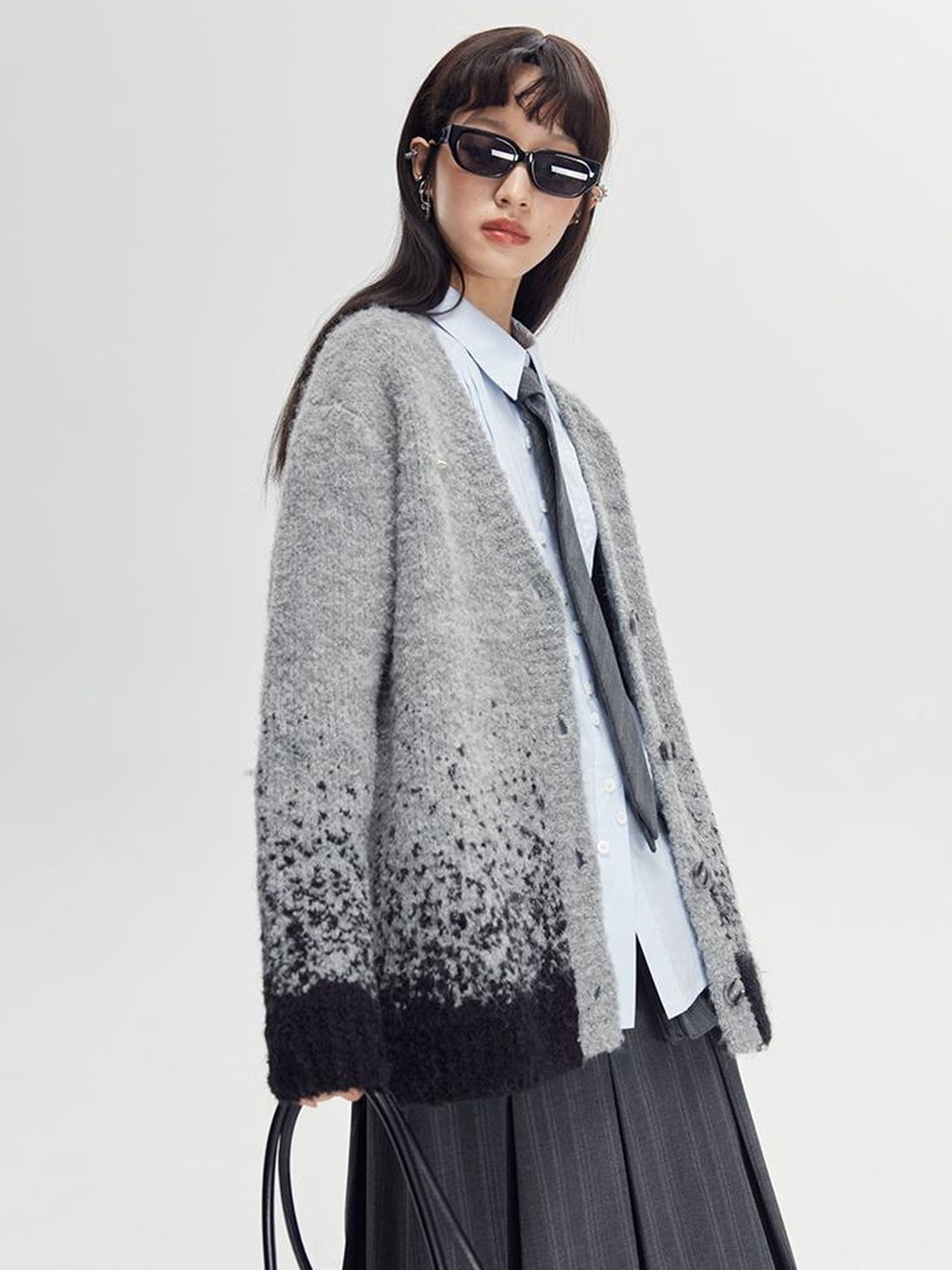 DIDDI MODA Starry Gradient V Neck Wool Cardigan