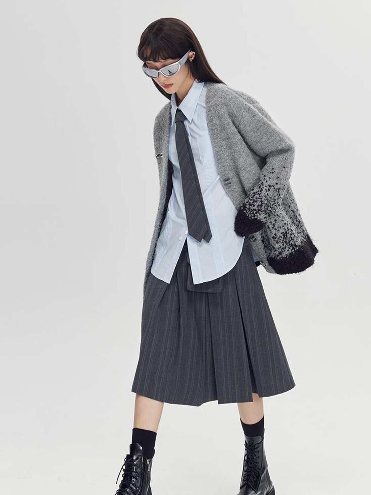 DIDDI MODA Starry Gradient V Neck Wool Cardigan