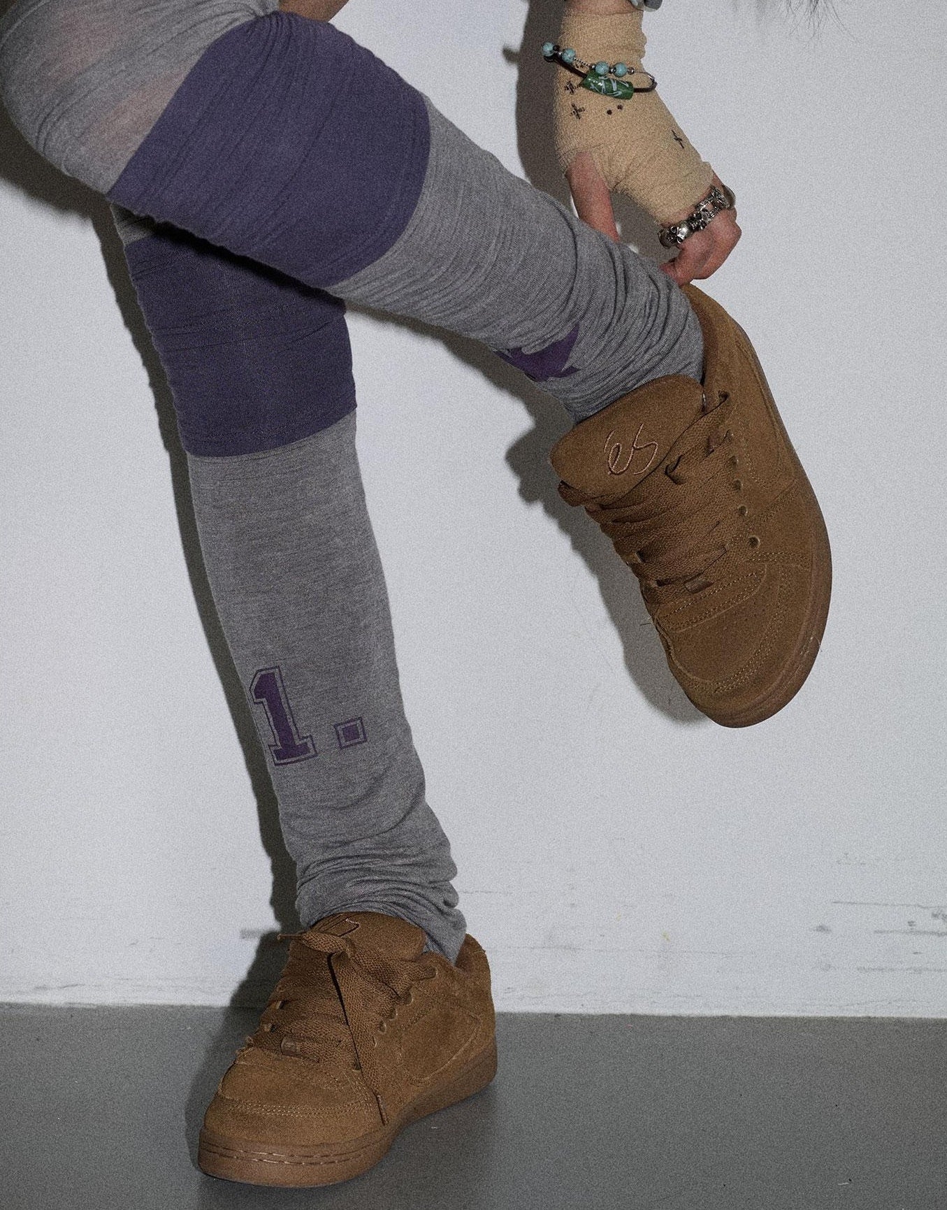 Achihara Starry Oxygen Leg Warmers 2025