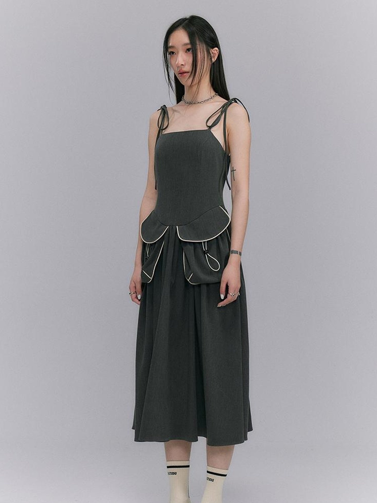 DIDDI MODA Strappy Utility Dress With Adjustable Ties Patch Pockets