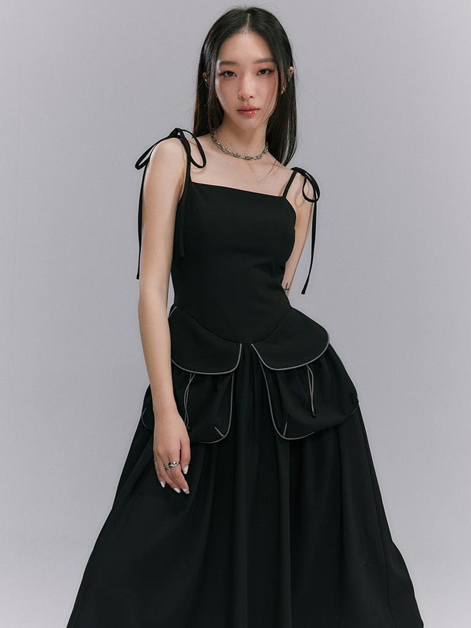 DIDDI MODA Strappy Utility Dress With Adjustable Ties Patch Pockets