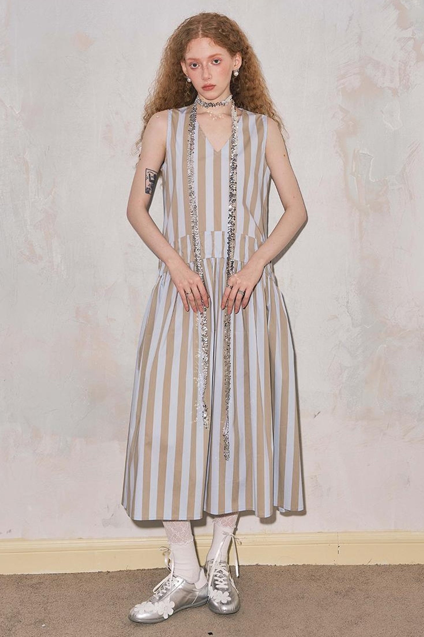 DIDDI MODA Summer V Neck Tuck Pleated Striped Maxi Dress