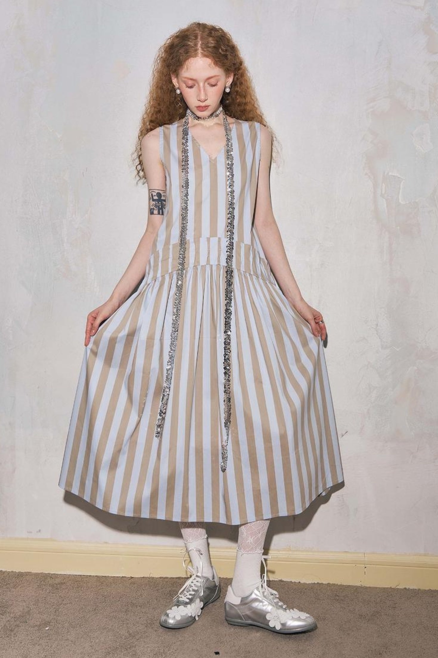 DIDDI MODA Summer V Neck Tuck Pleated Striped Maxi Dress