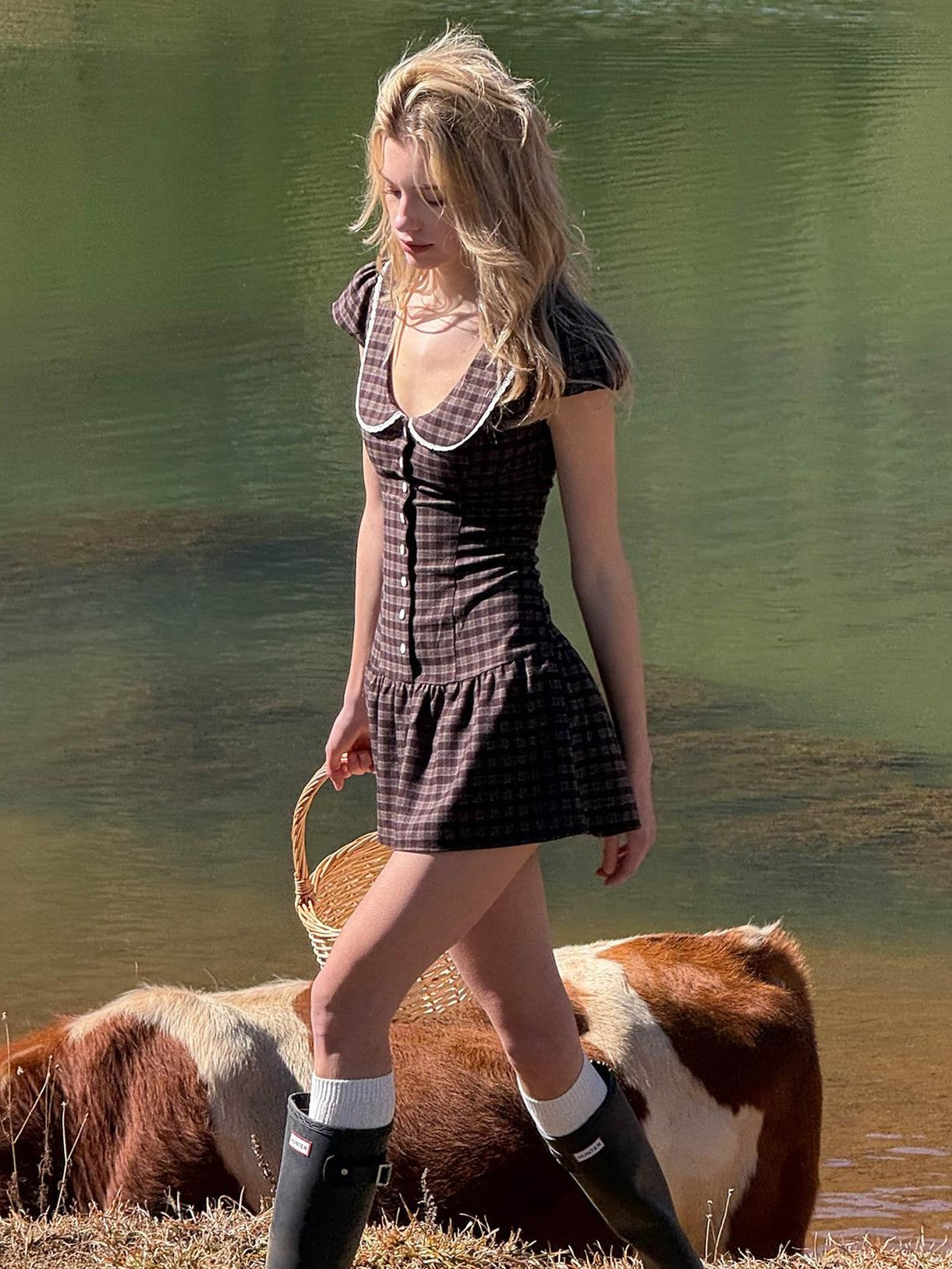 SweetChilling Brown Pastoral Collared Waist Cinch Women&