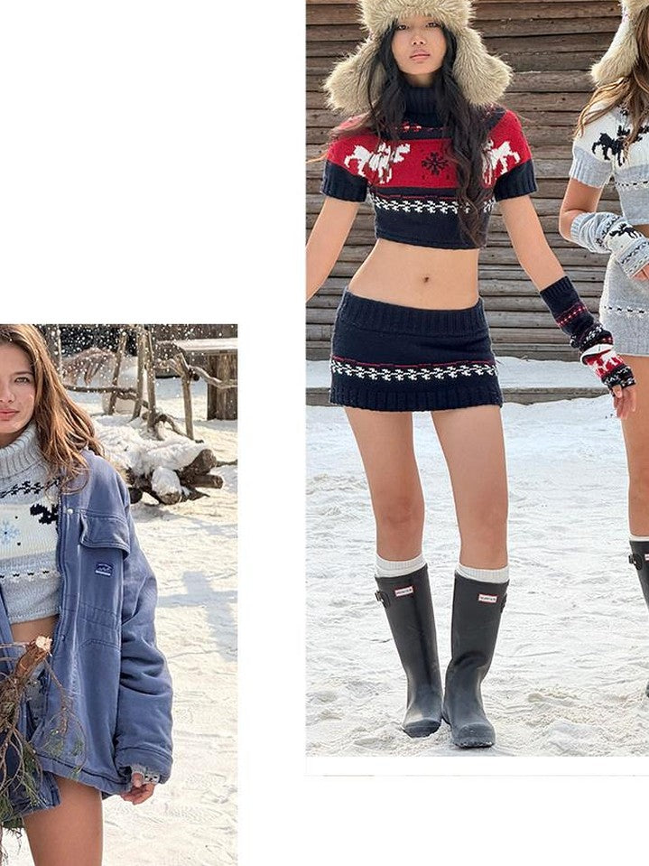 SweetChilling Reindeer High Neck Cropped Short Sleeve Women&