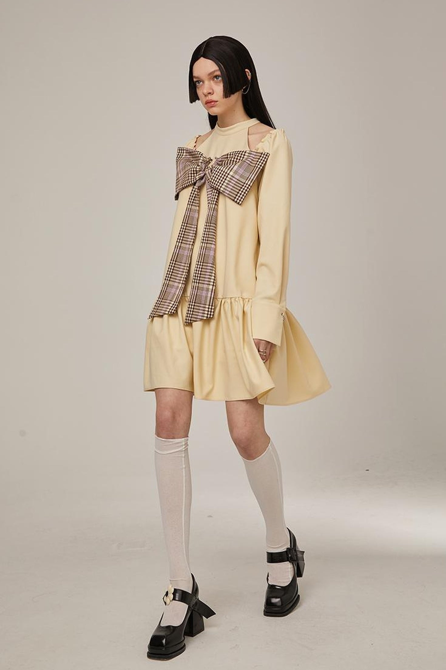 Sweet Bow Black Dress Elegant Lace Up Sleeves