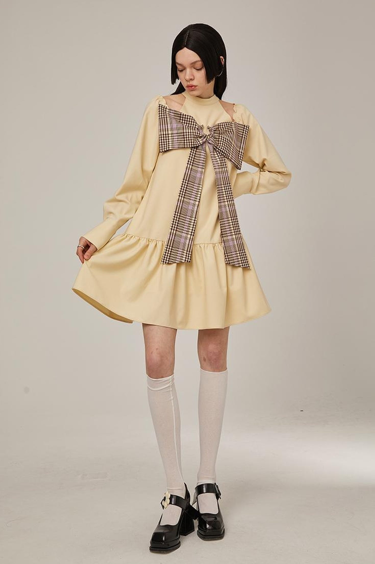 Sweet Bow Black Dress Elegant Lace Up Sleeves