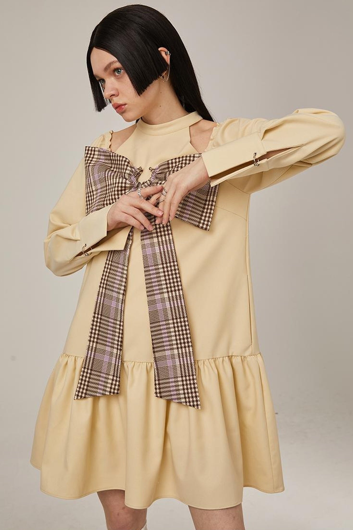 Sweet Bow Black Dress Elegant Lace Up Sleeves