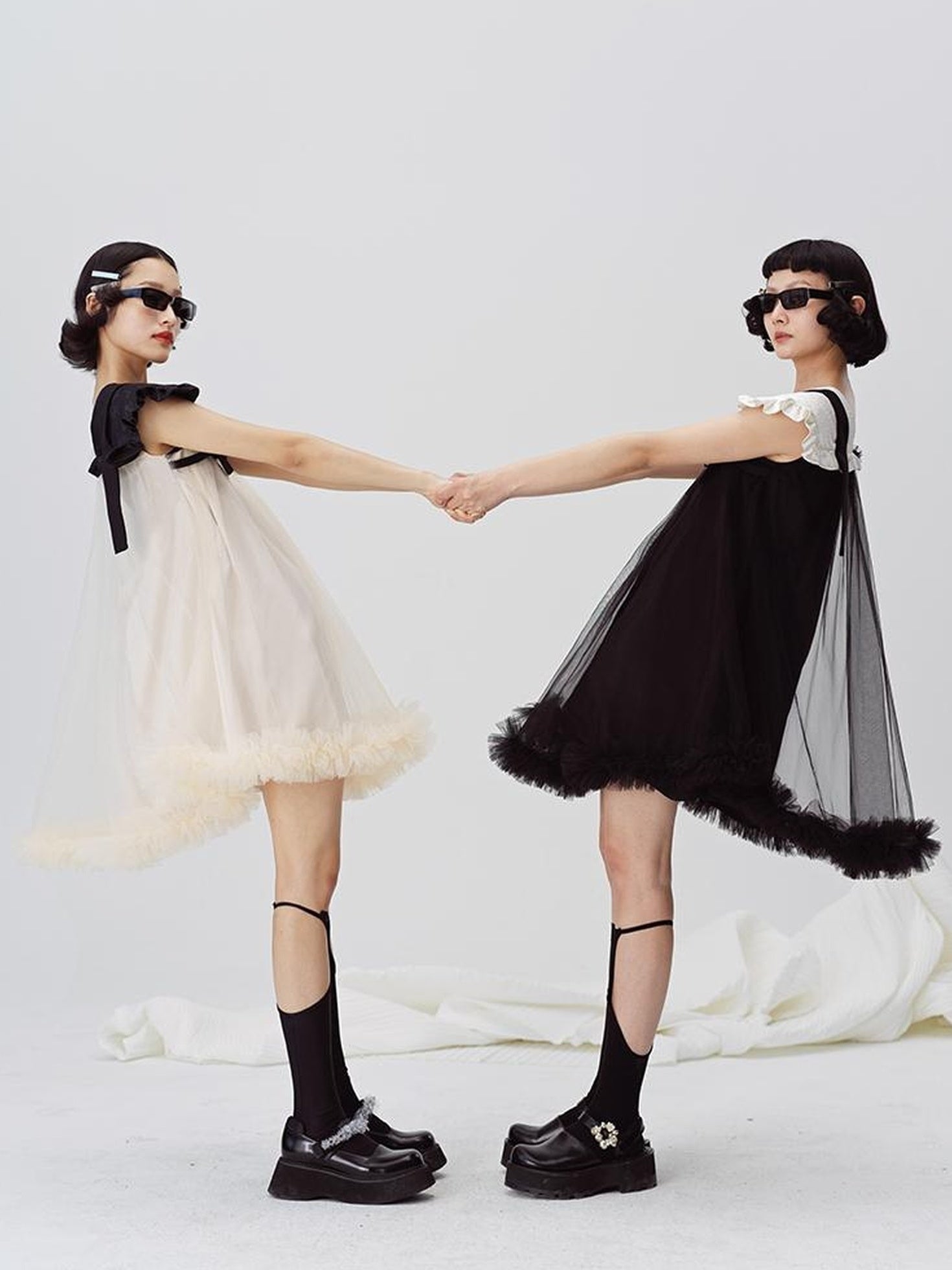 DIDDI MODA Sweet Edge Mesh Mini Dress With Padded Shoulders