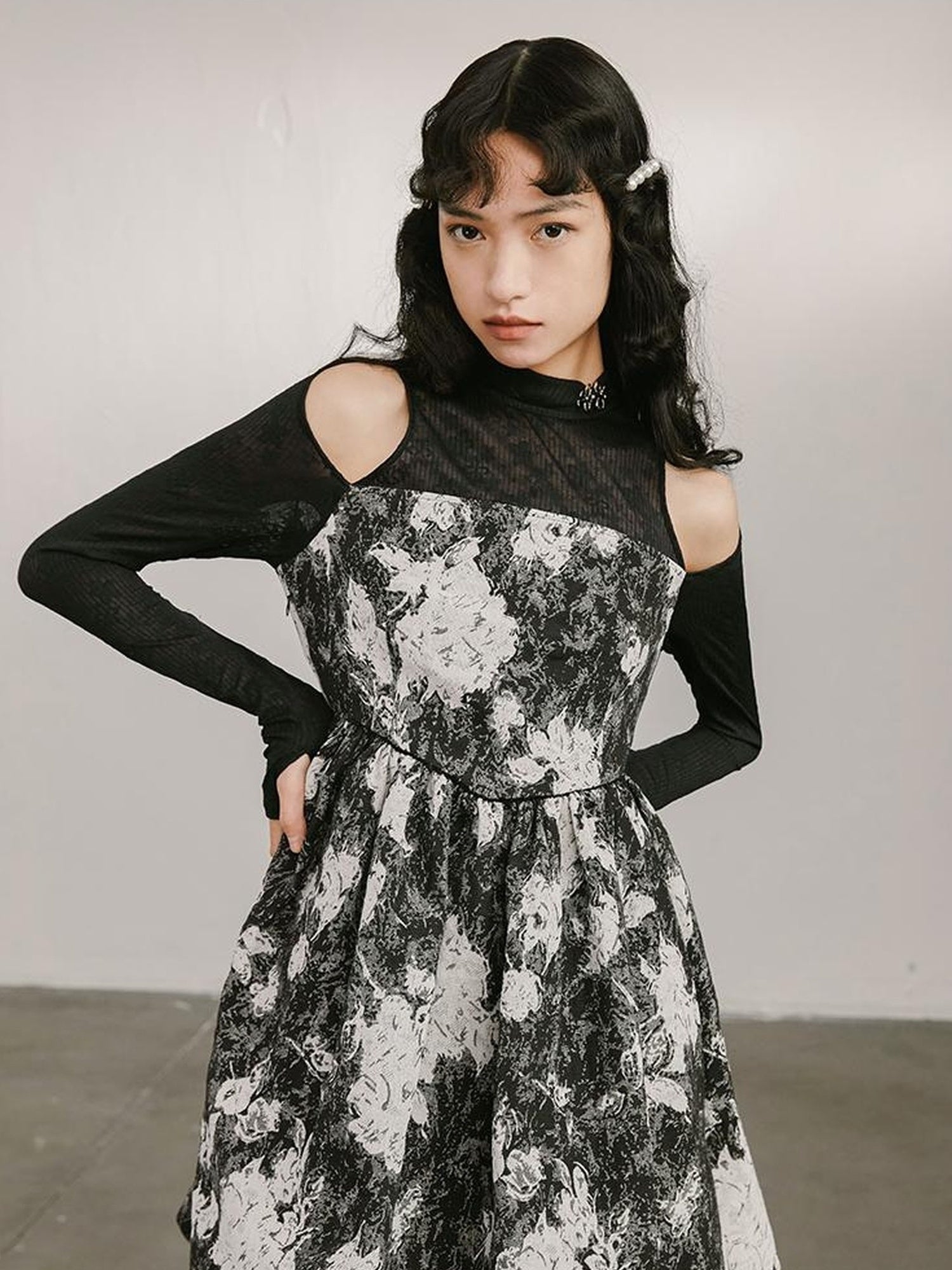 DIDDI MODA Sweet Goth Lace Shoulder Floral Mini Dress