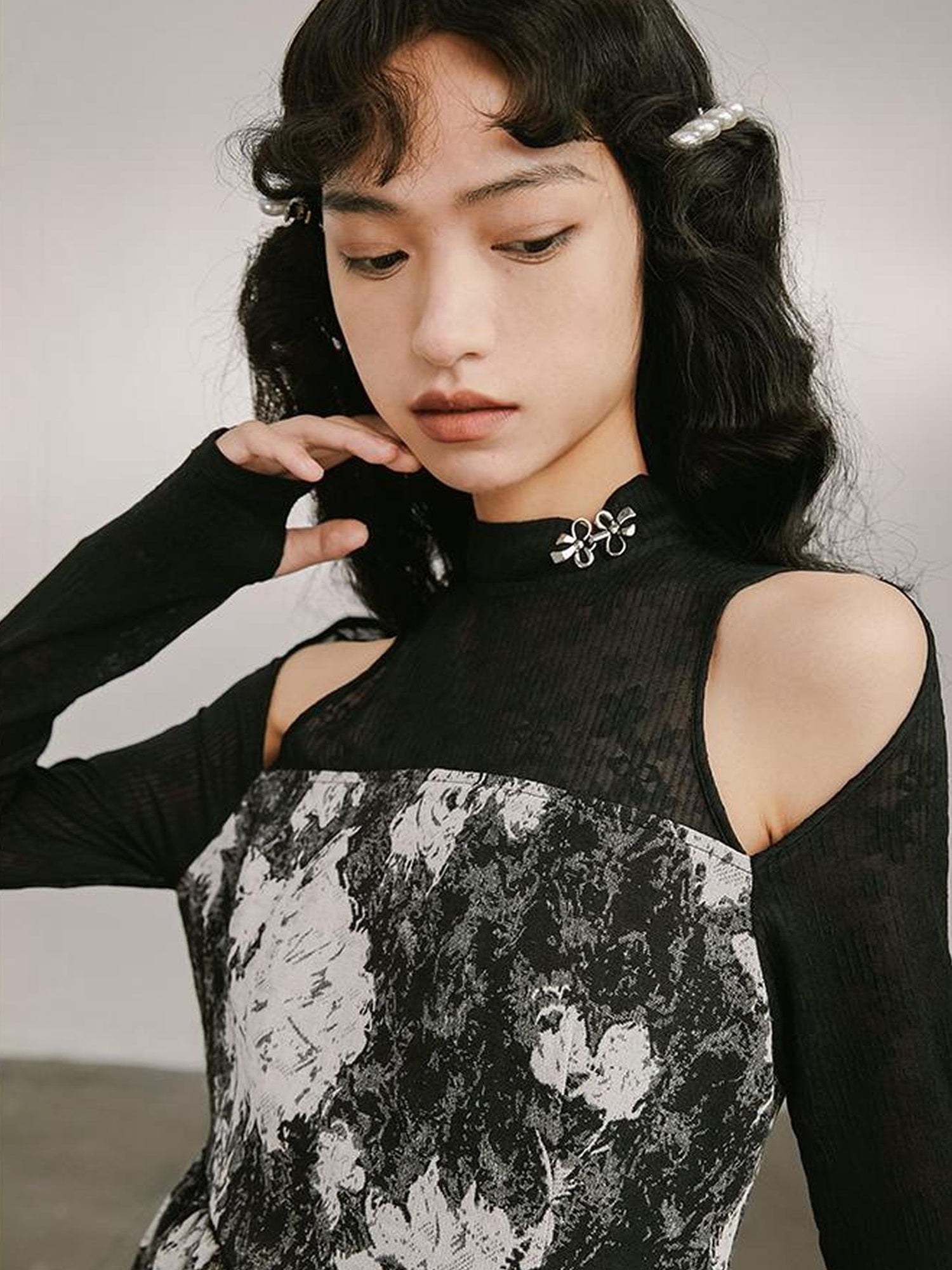 DIDDI MODA Sweet Goth Lace Shoulder Floral Mini Dress