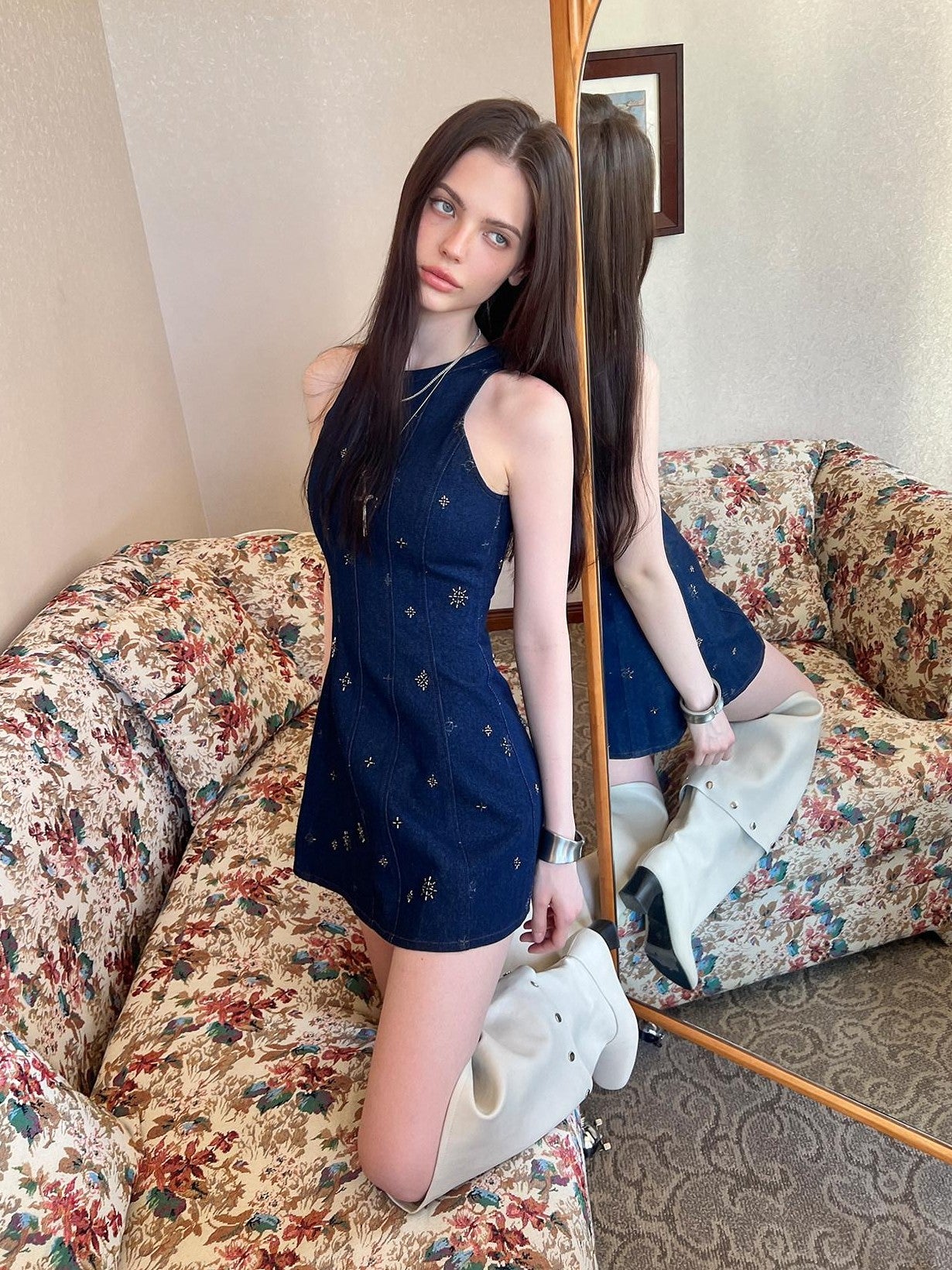 The NeverMore Navy Gold Embroidered Contrast Sleeveless Women&