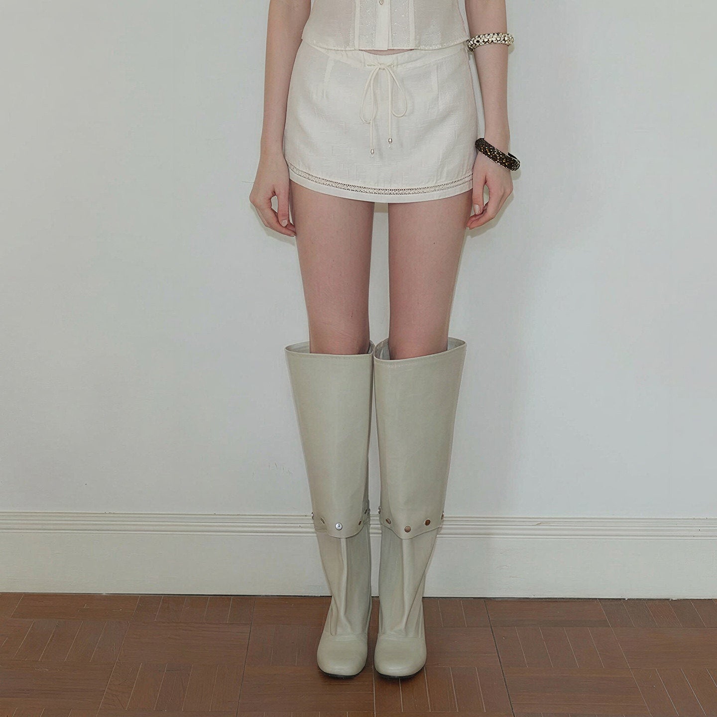 The_NeverMore_Short_Sleeve_Shirt_Low_Waist_Skirt_Women&