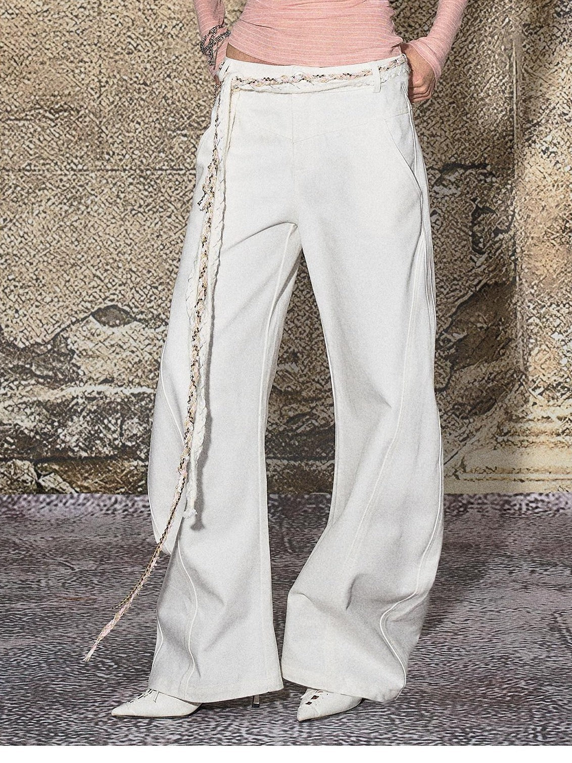The NeverMore White Distressed Sexy High Street Natural Waist Women&