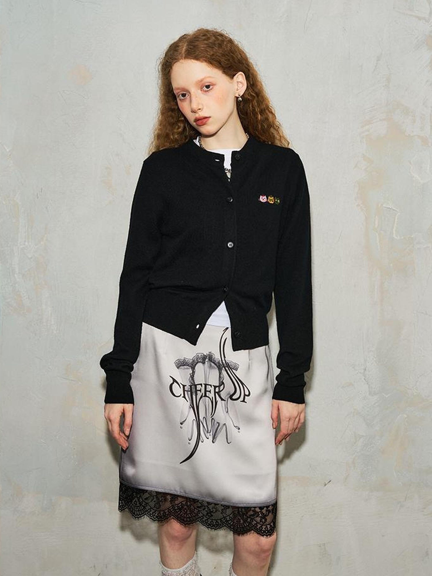 DIDDI MODA Three Kittens Embroidered Soft Knit Cardigan